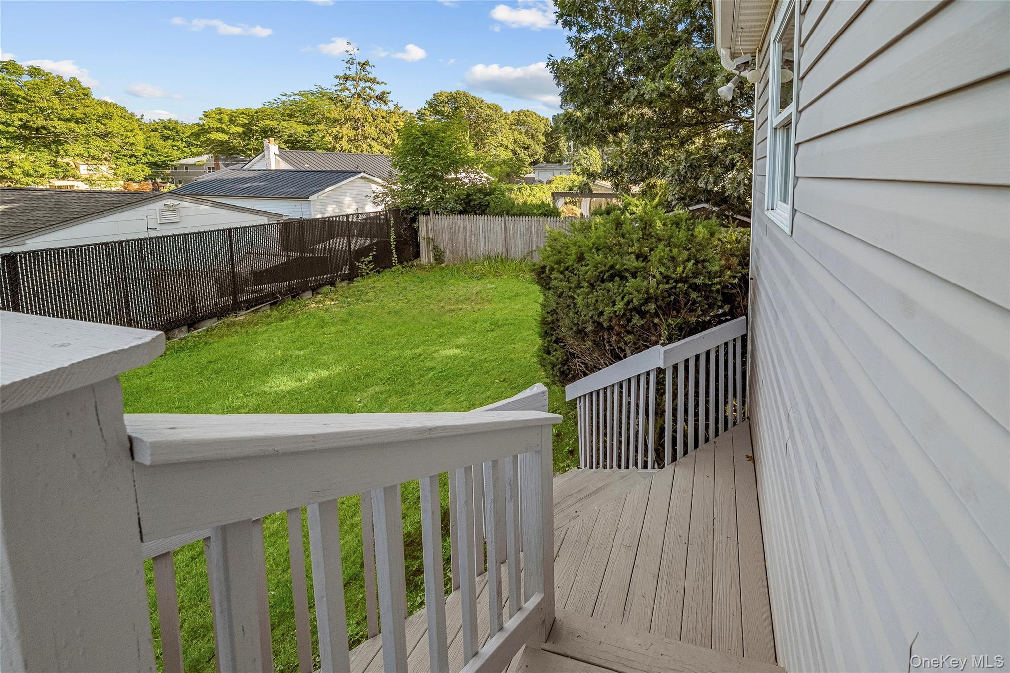 Single Family Concord Road  Suffolk County, NY 11967, MLS-1043877-39