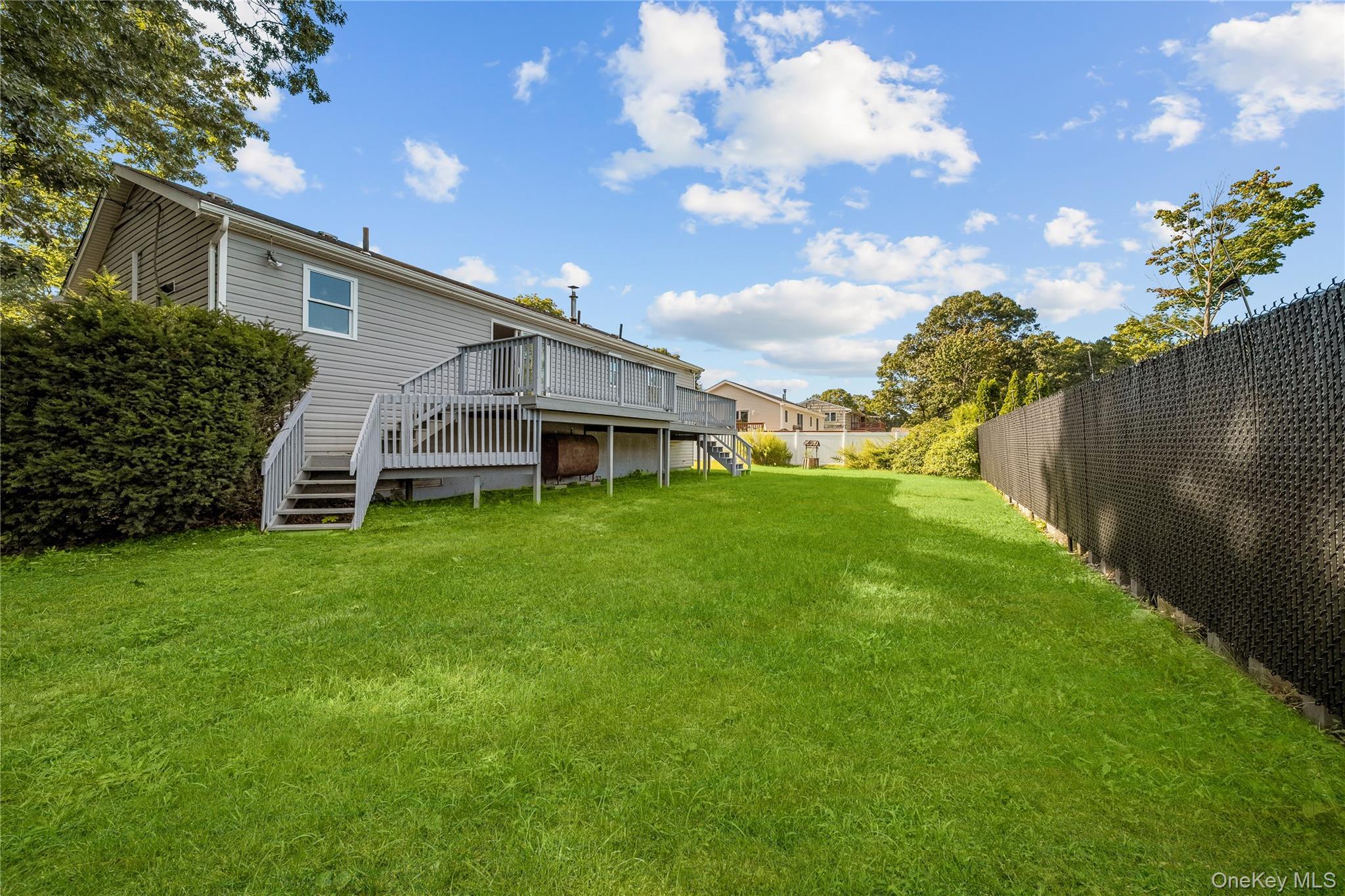 Single Family Concord Road  Suffolk County, NY 11967, MLS-1043877-41