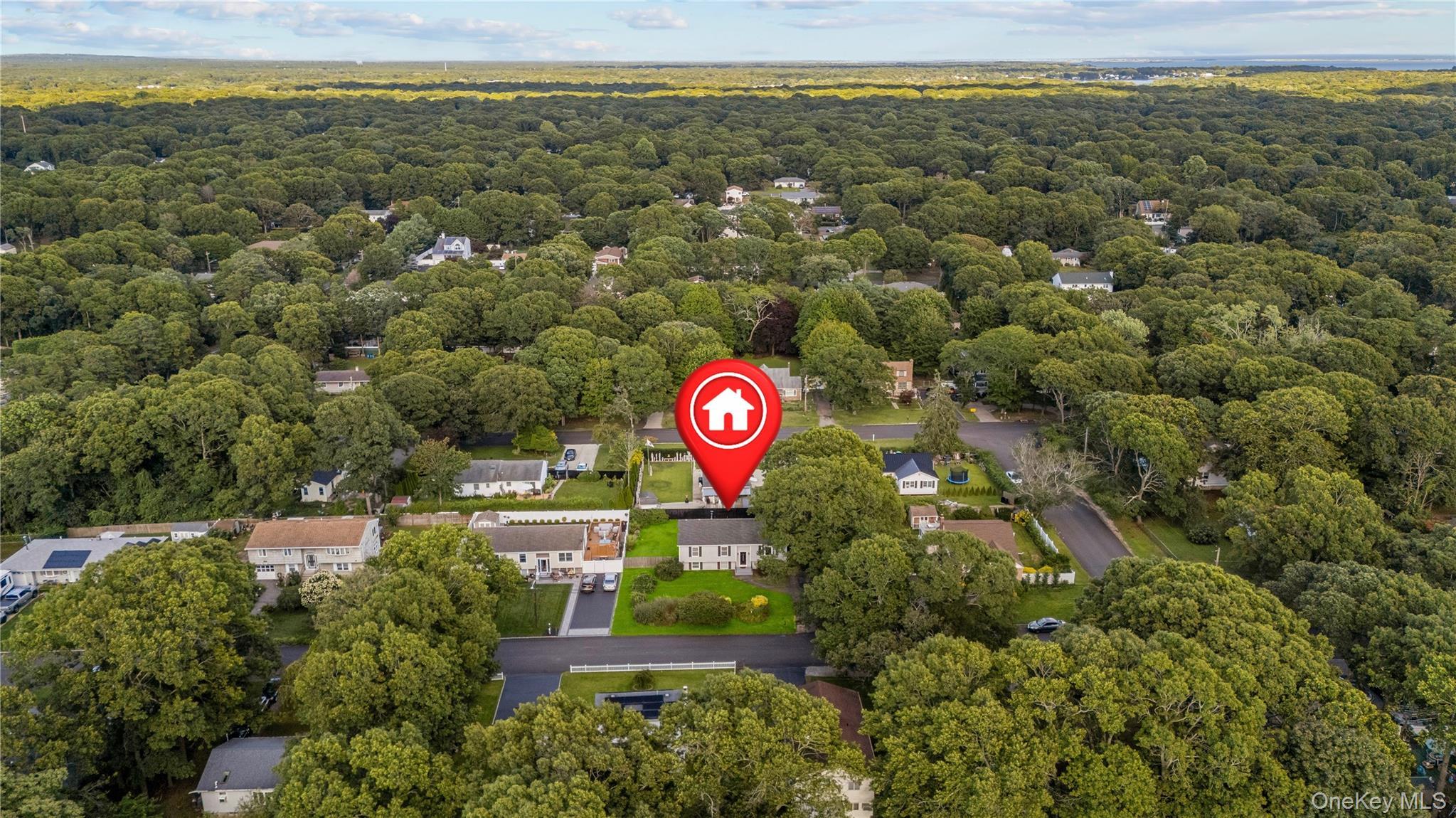 Single Family Concord Road  Suffolk County, NY 11967, MLS-1043877-47