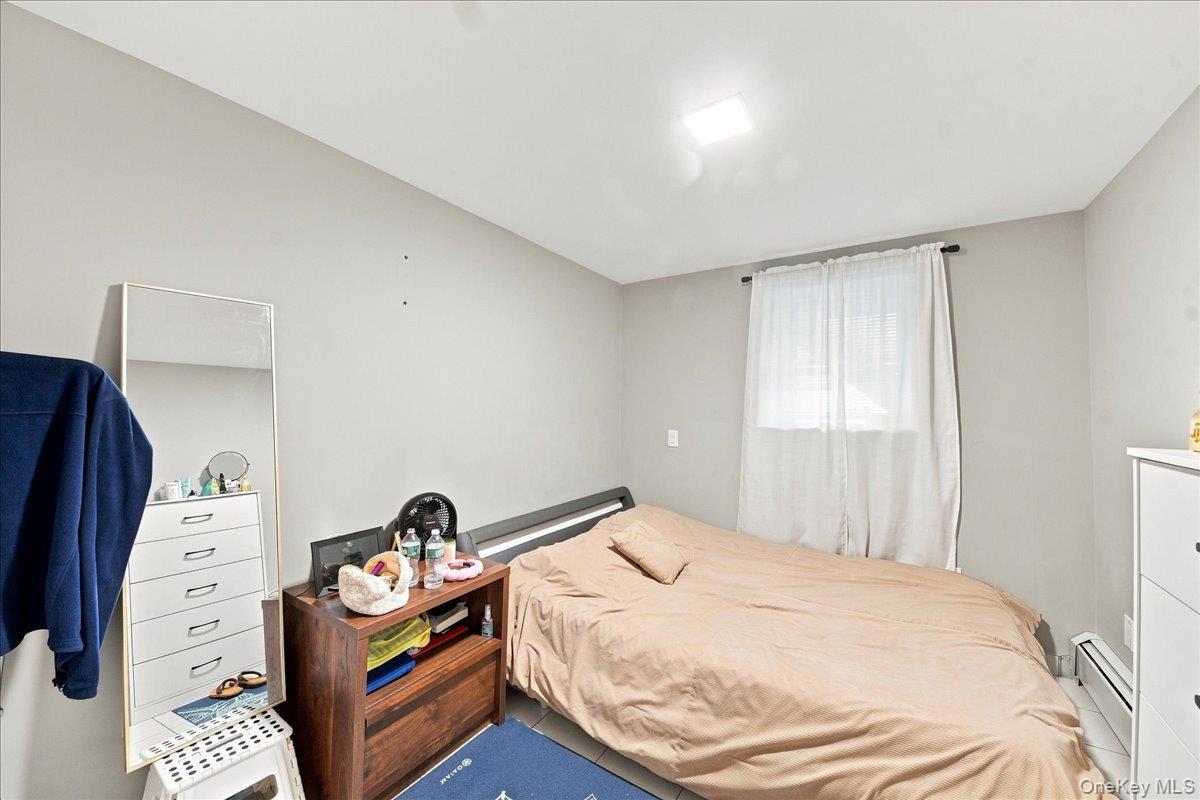 Single Family Siegfried Place  Bronx, NY 10465, MLS-1043881-26