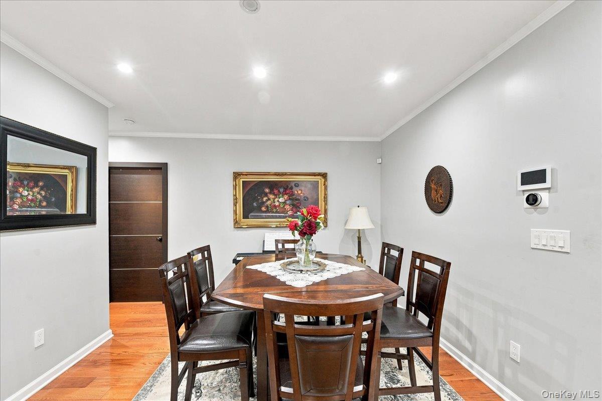 Single Family Siegfried Place  Bronx, NY 10465, MLS-1043881-7