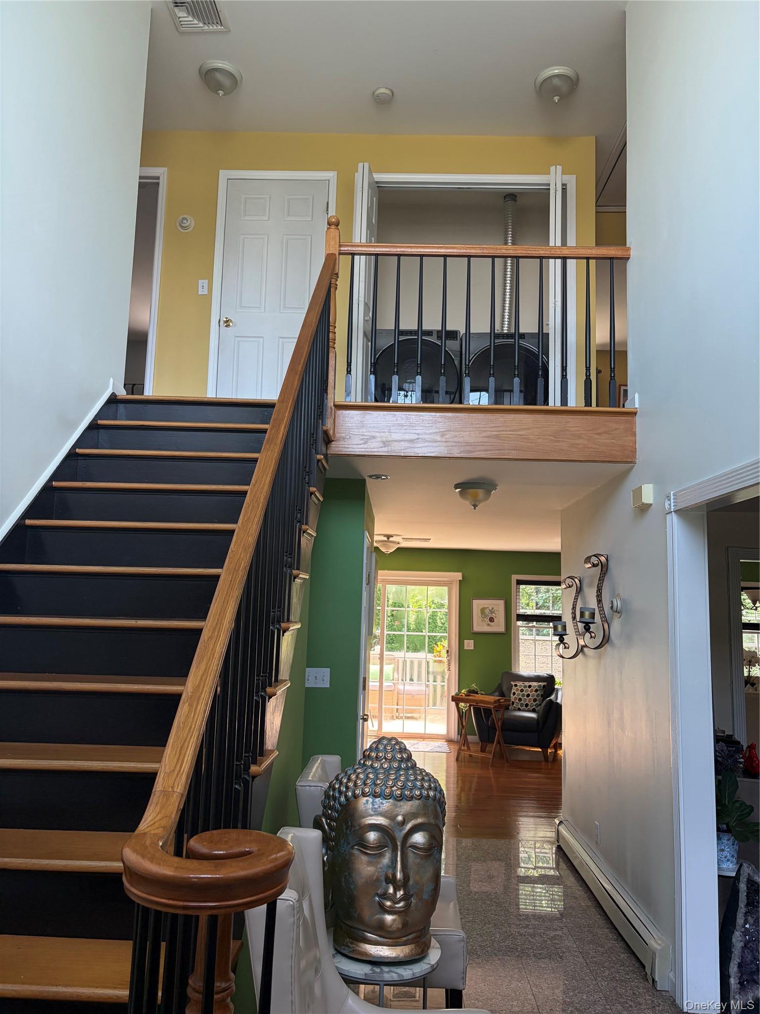 Single Family New Hyde Park  Nassau County, NY 11040, MLS-1043909-5