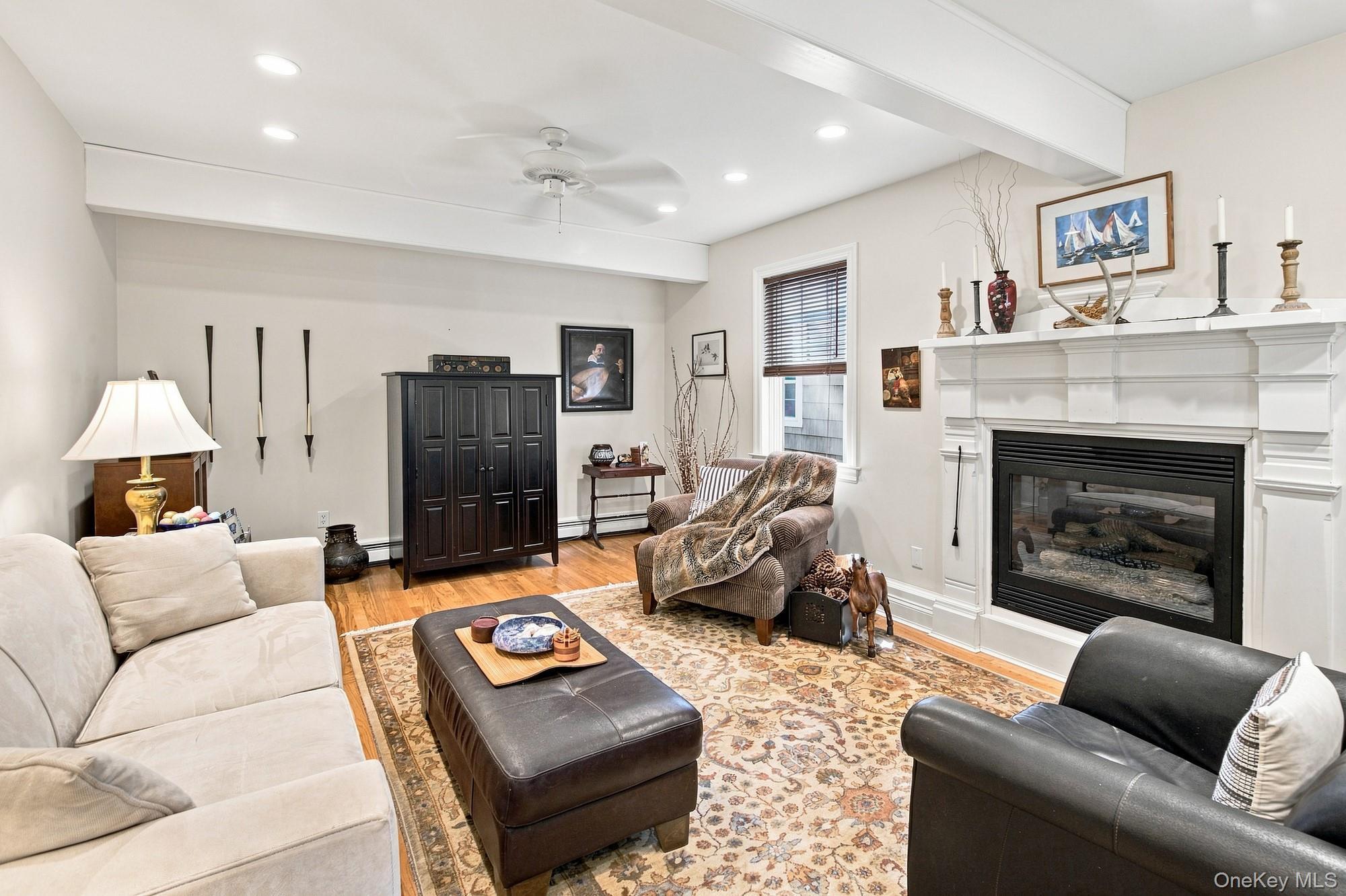Single Family Shadyrest Drive  Suffolk County, NY 11963, MLS-1043921-4