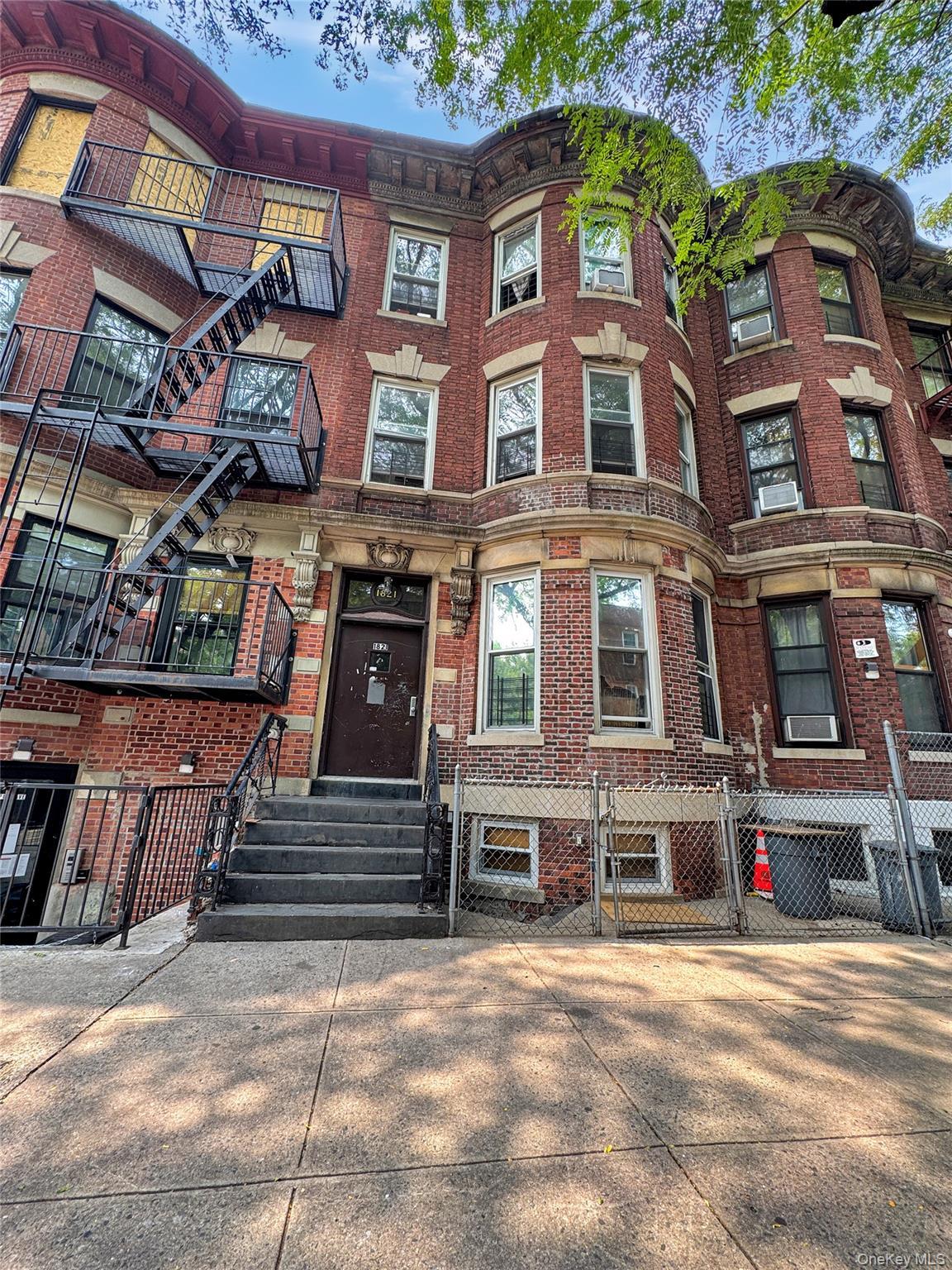 Single Family Topping Avenue  Bronx, NY 10457, MLS-1043953-2