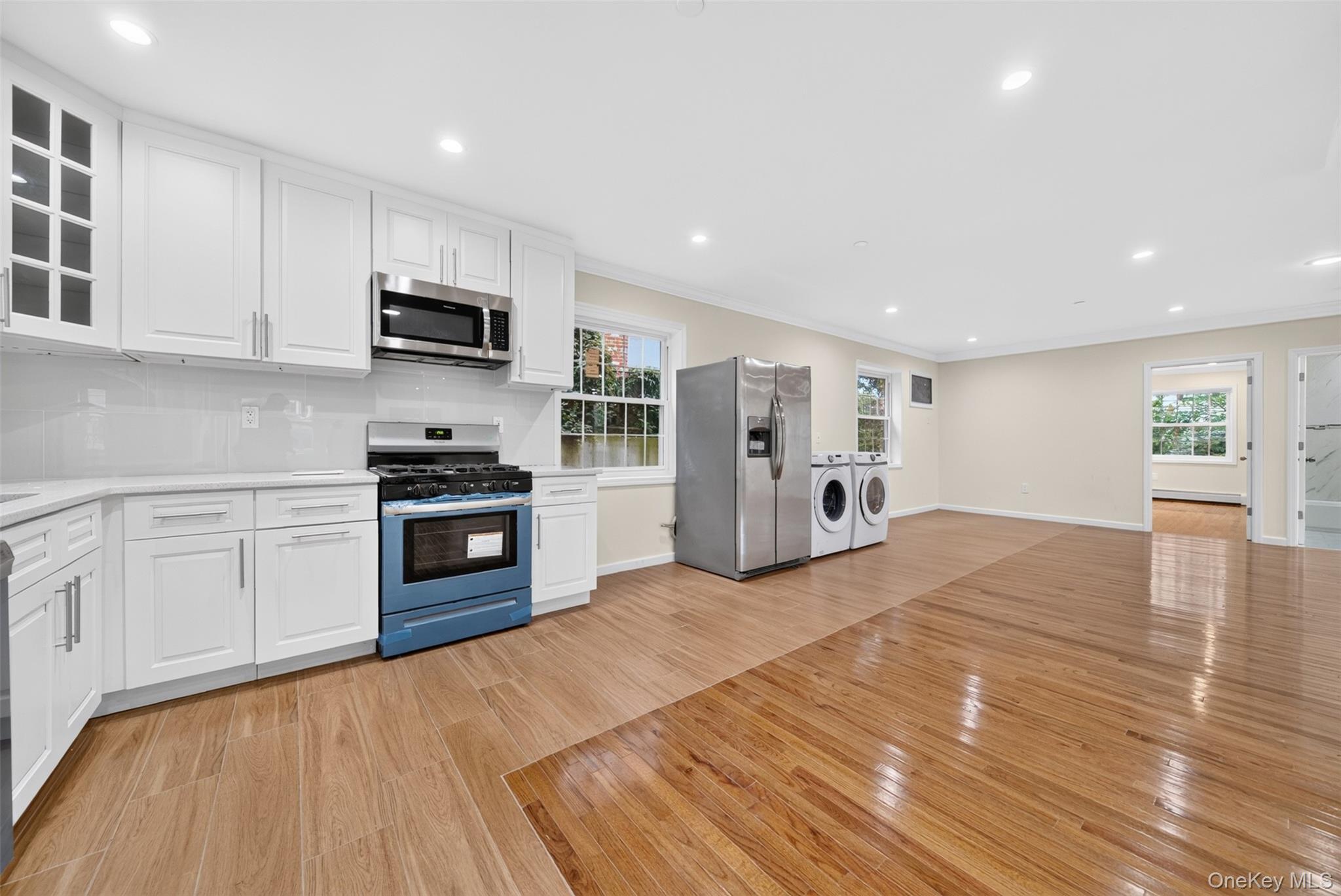 Single Family 85th Avenue  Queens, NY 11432, MLS-1043962-13