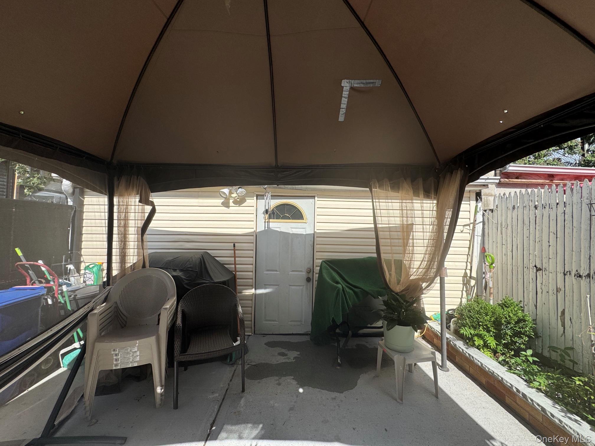 Single Family 96th Street  Queens, NY 11421, MLS-1043963-27