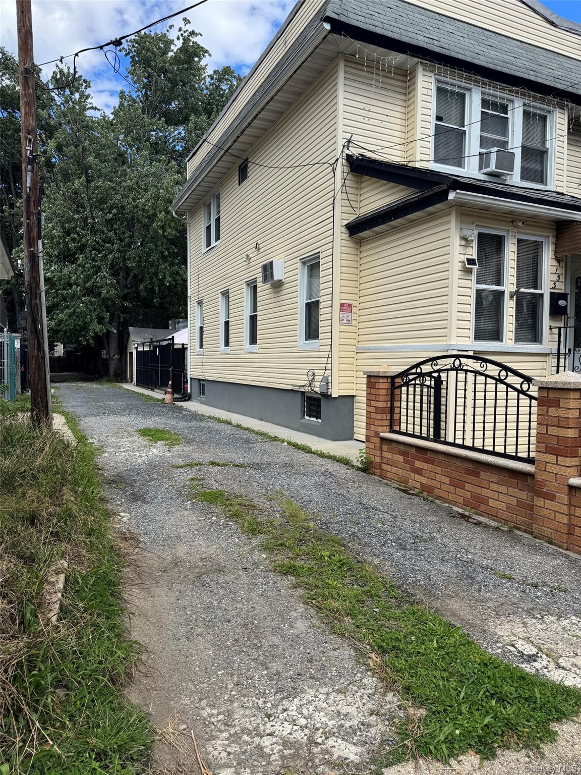 Single Family 96th Street  Queens, NY 11421, MLS-1043963-4