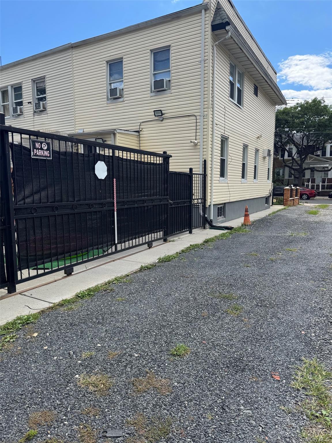Single Family 96th Street  Queens, NY 11421, MLS-1043963-7
