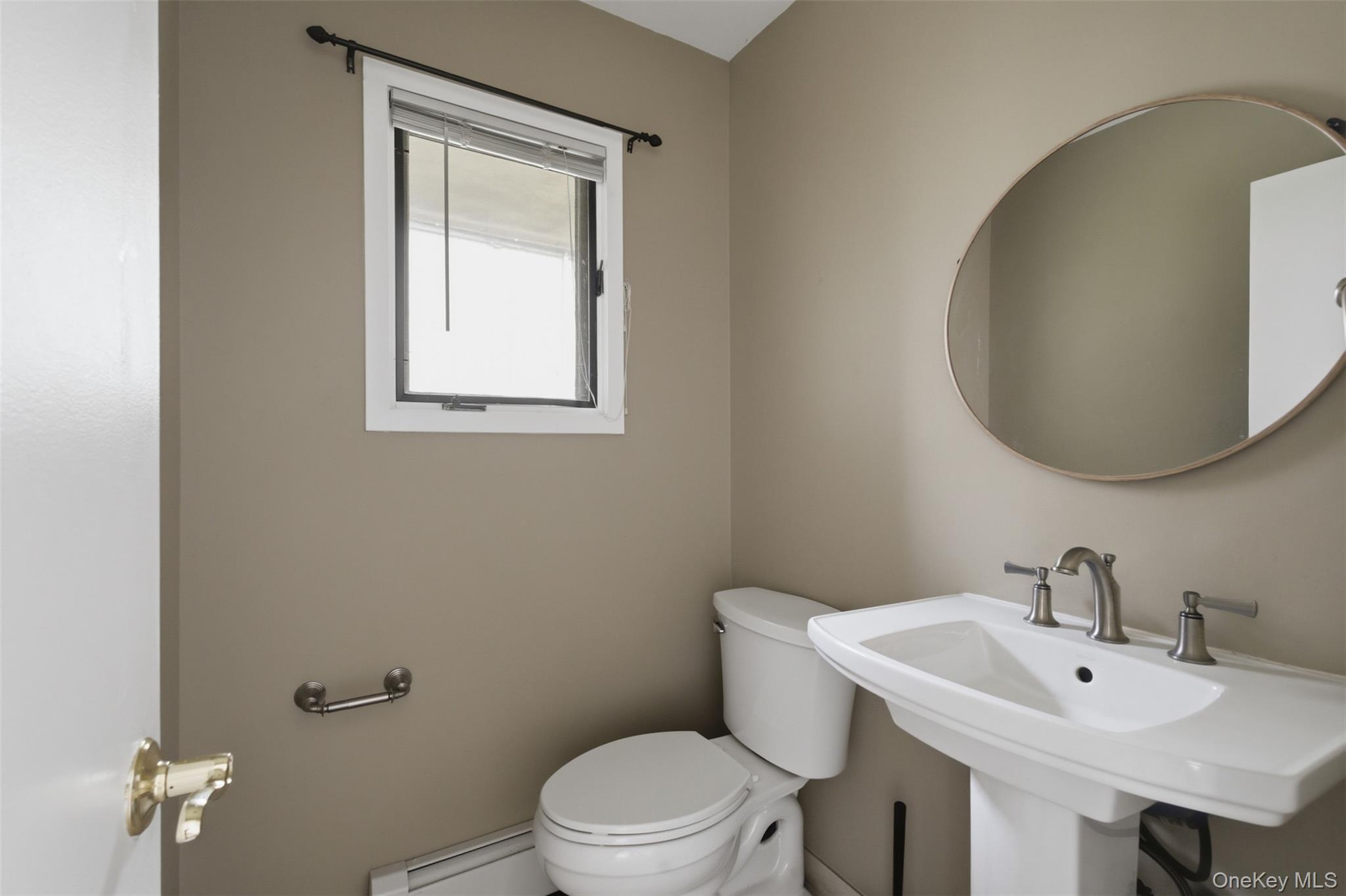 Single Family Dakota Court Rockland County, NY 10901, MLS-1043969-11