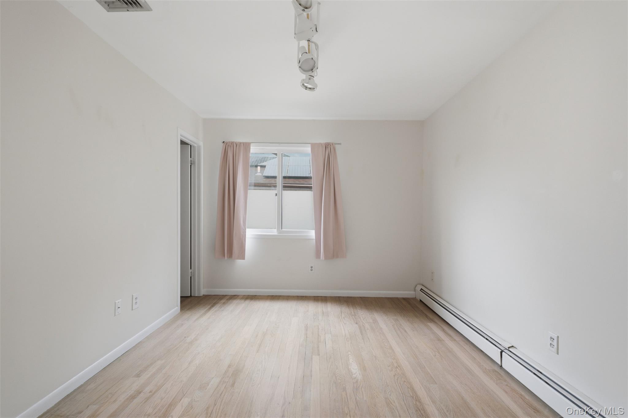 Single Family Dakota Court Rockland County, NY 10901, MLS-1043969-28