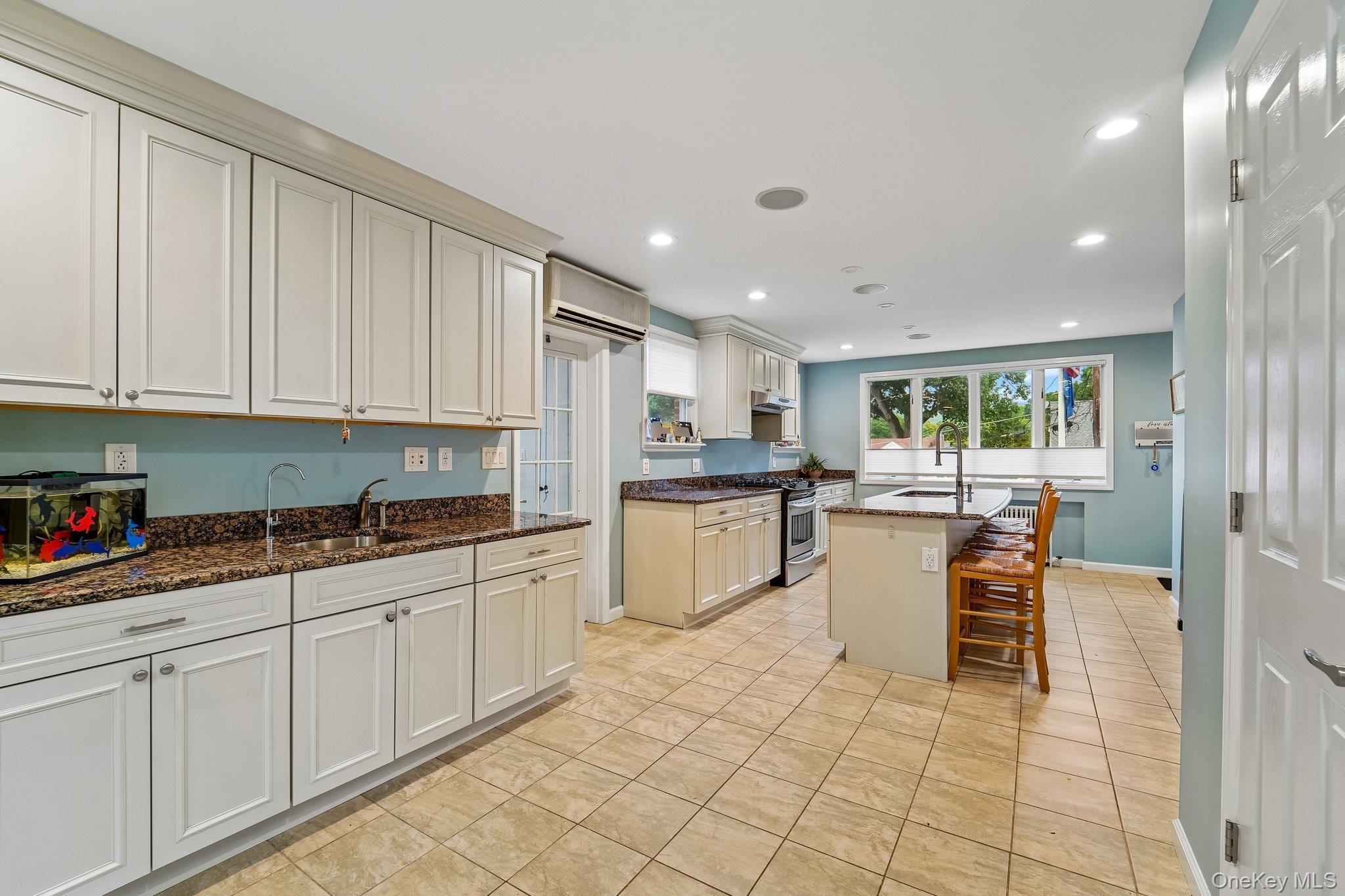 Single Family Fairview Place Rockland County, NY 10901, MLS-1043987-12