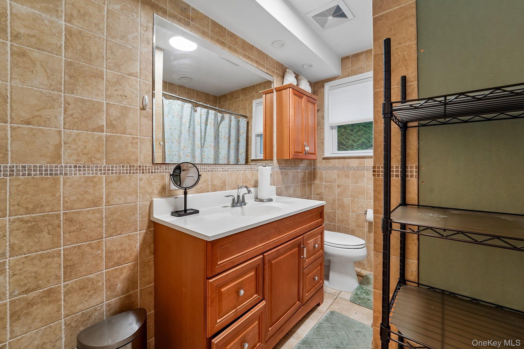 Single Family Fairview Place Rockland County, NY 10901, MLS-1043987-15