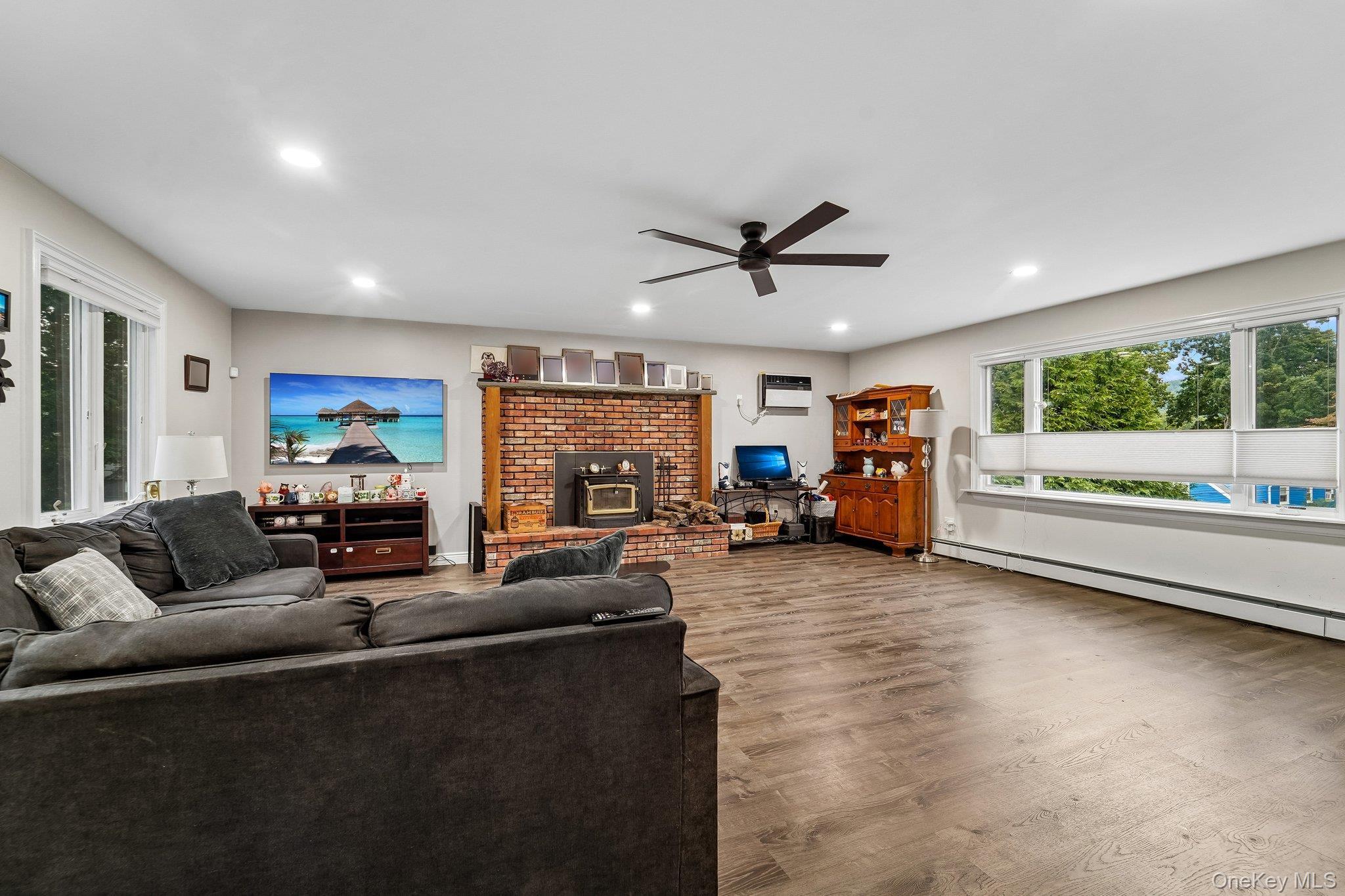 Single Family Fairview Place Rockland County, NY 10901, MLS-1043987-6