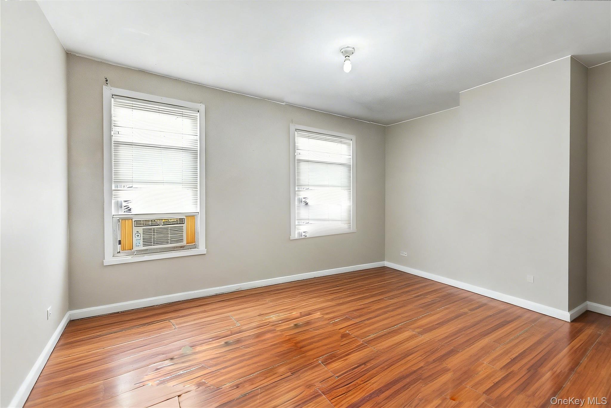 Single Family 43rd Avenue Queens, NY 11368, MLS-1043992-16