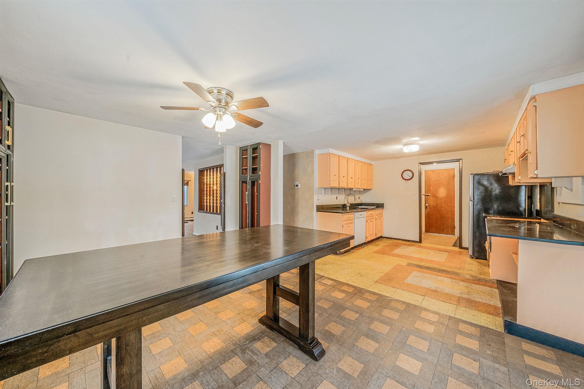 Single Family Meyer Lane Suffolk County, NY 11763, MLS-1044007-18