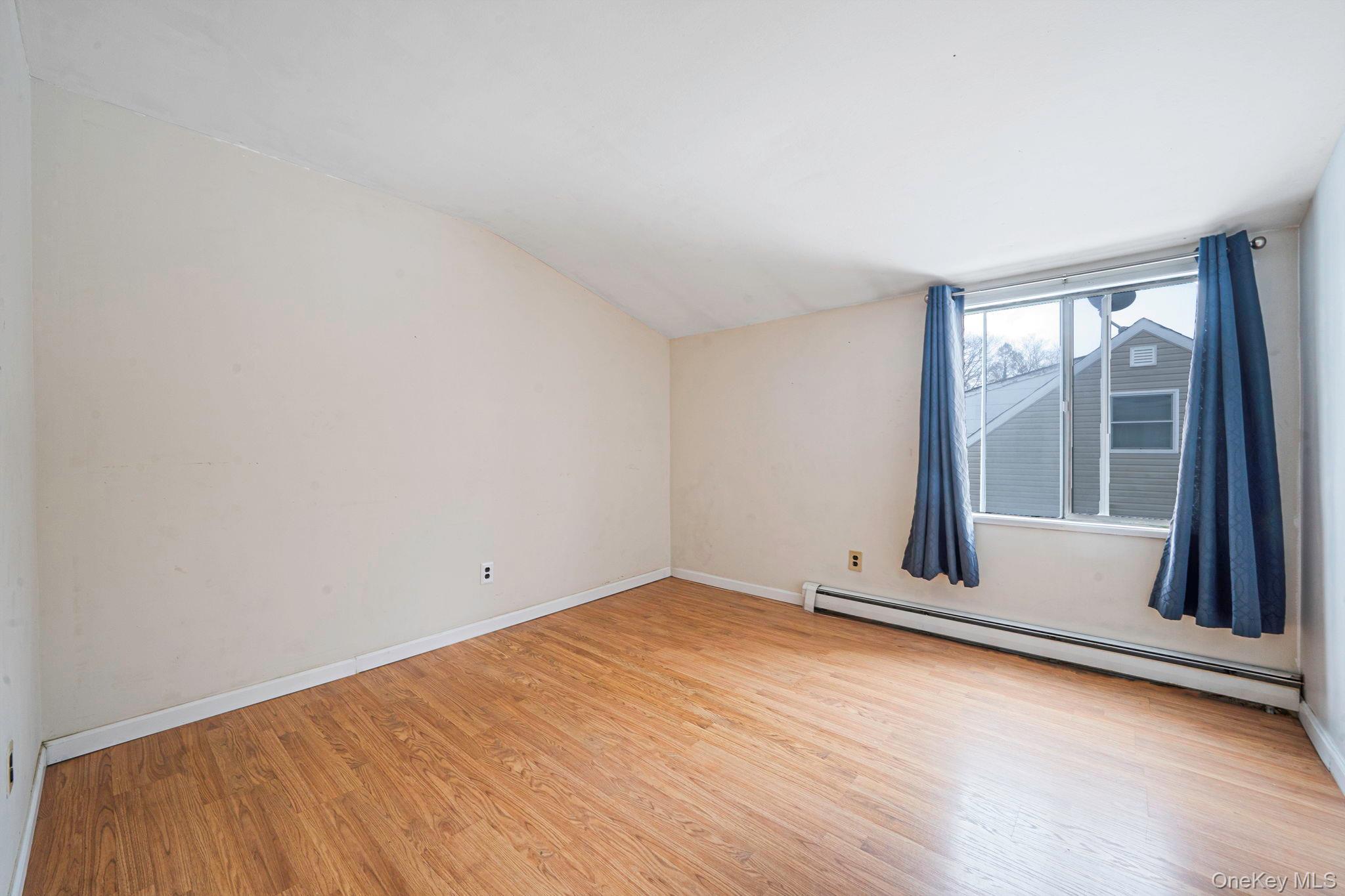 Single Family Meyer Lane Suffolk County, NY 11763, MLS-1044007-23