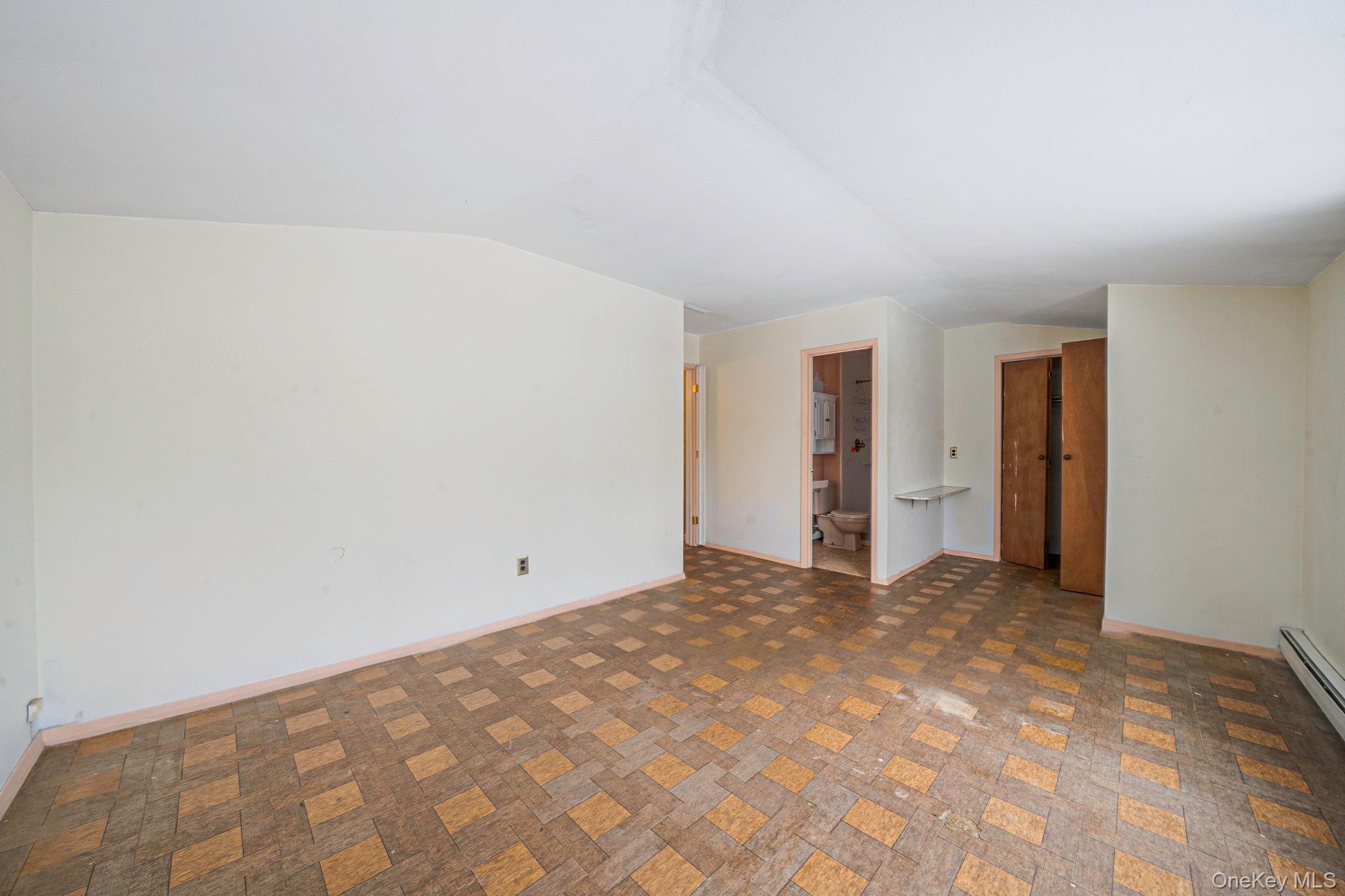 Single Family Meyer Lane Suffolk County, NY 11763, MLS-1044007-25