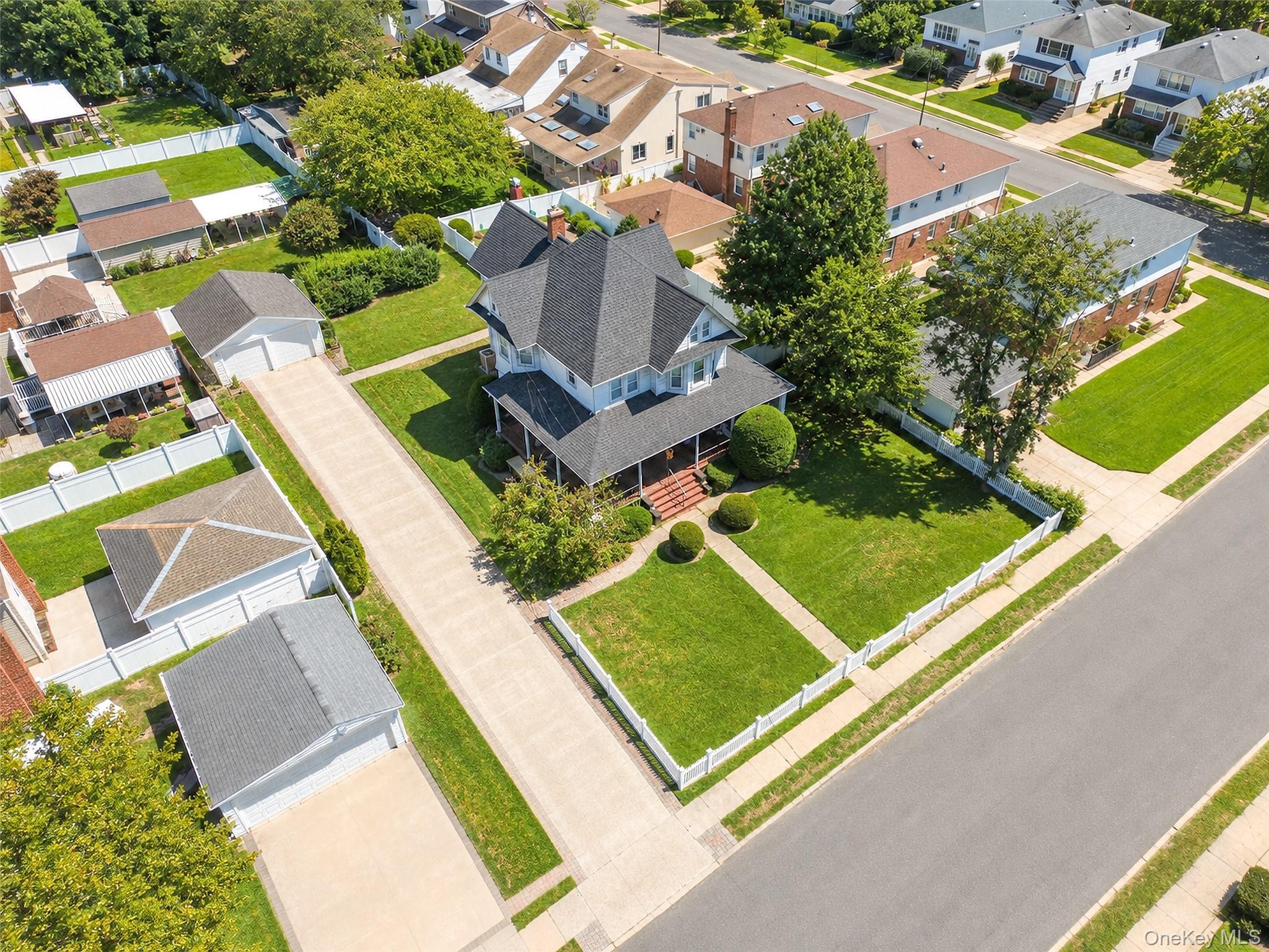 Single Family Rockaway Avenue  Nassau County, NY 11581, MLS-1044019-36