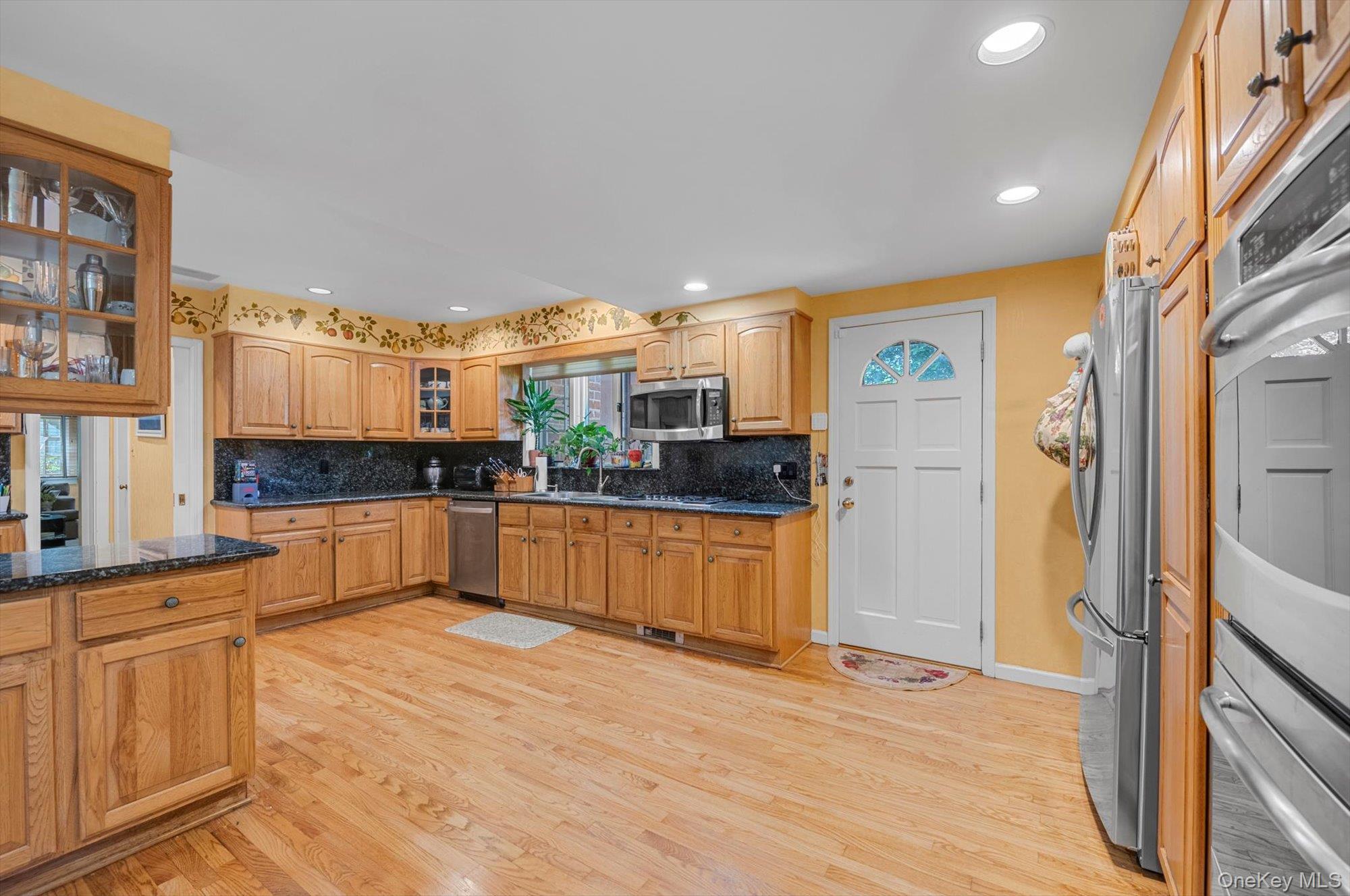 Single Family Wensley Drive Nassau County, NY 11020, MLS-1044041-8