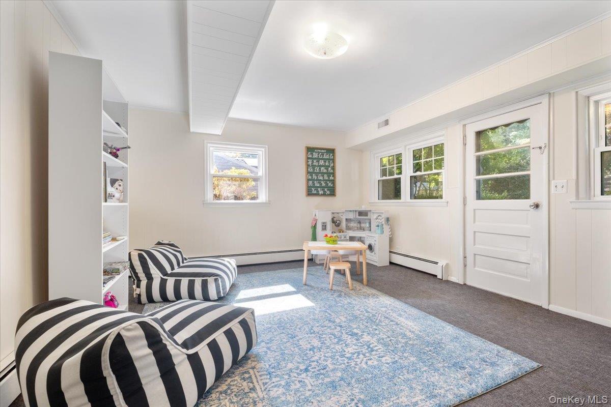 Single Family Dartmouth Terrace Westchester County, NY 10607, MLS-1044042-15