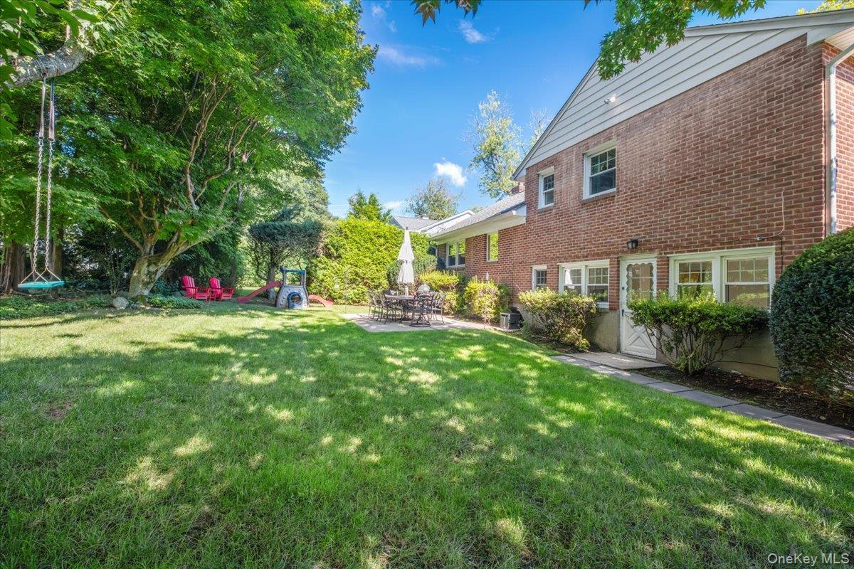 Single Family Dartmouth Terrace Westchester County, NY 10607, MLS-1044042-31