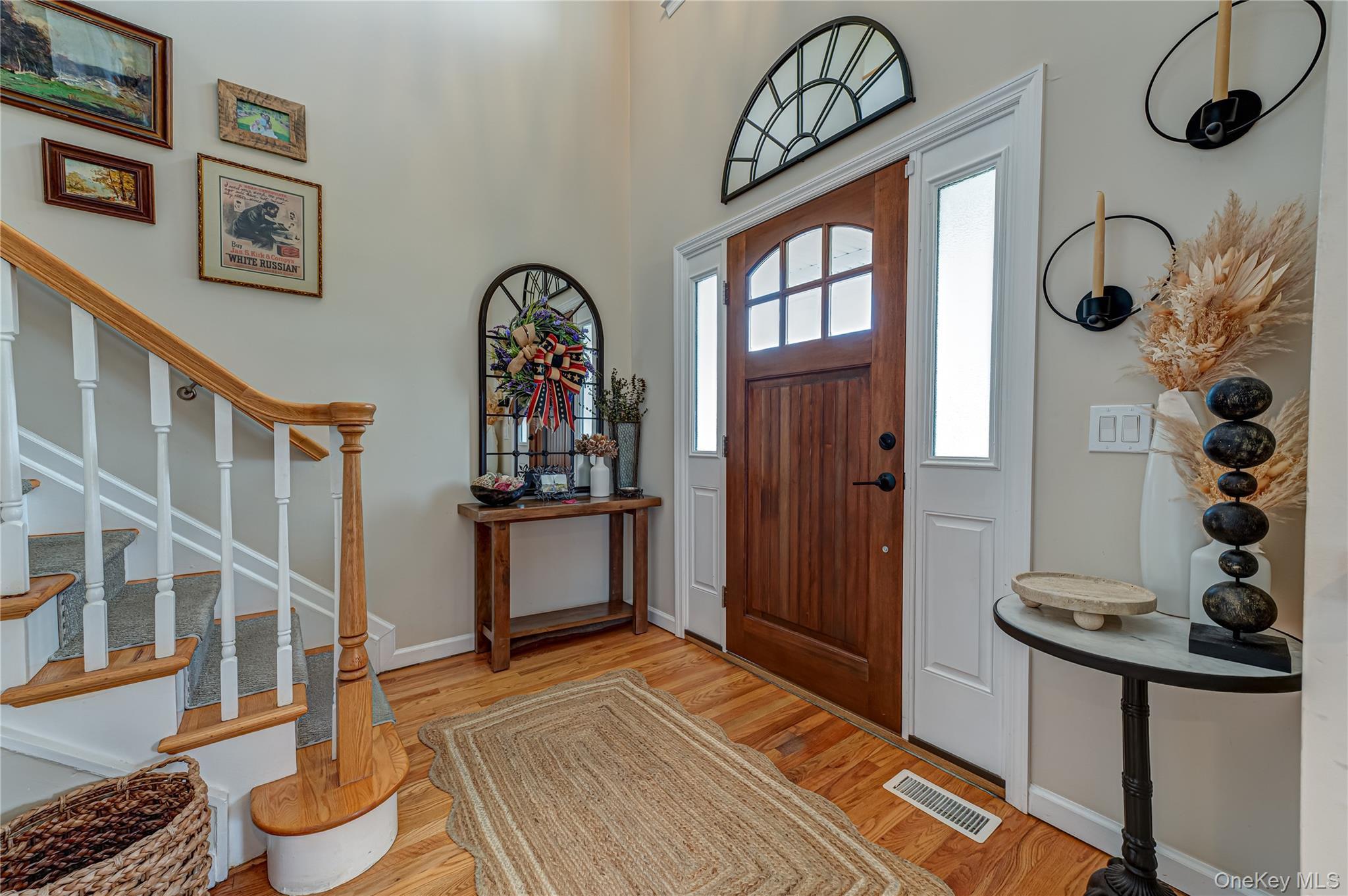 Single Family Vanderbilt Boulevard  Suffolk County, NY 11769, MLS-1044054-2
