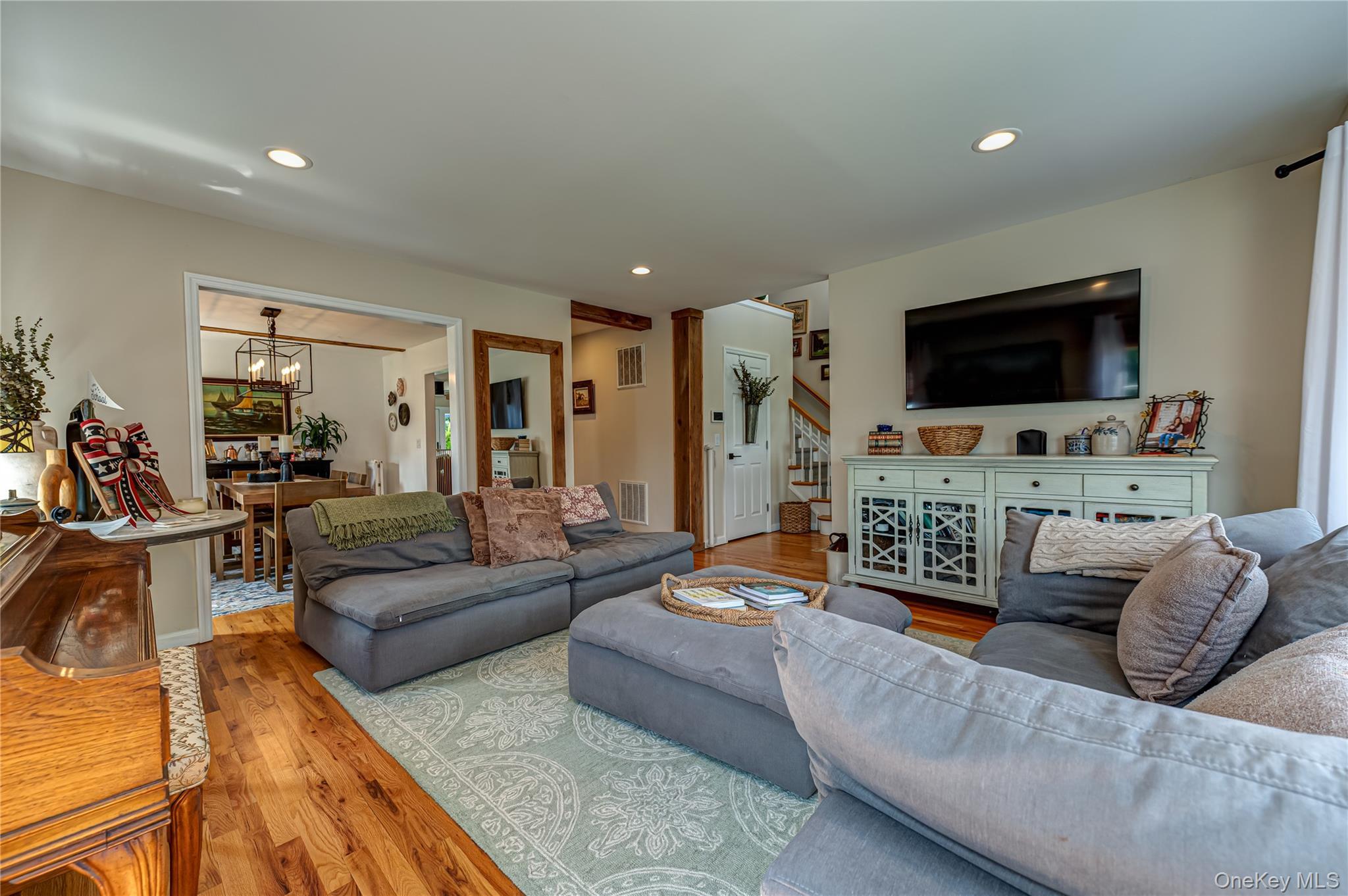 Single Family Vanderbilt Boulevard  Suffolk County, NY 11769, MLS-1044054-5
