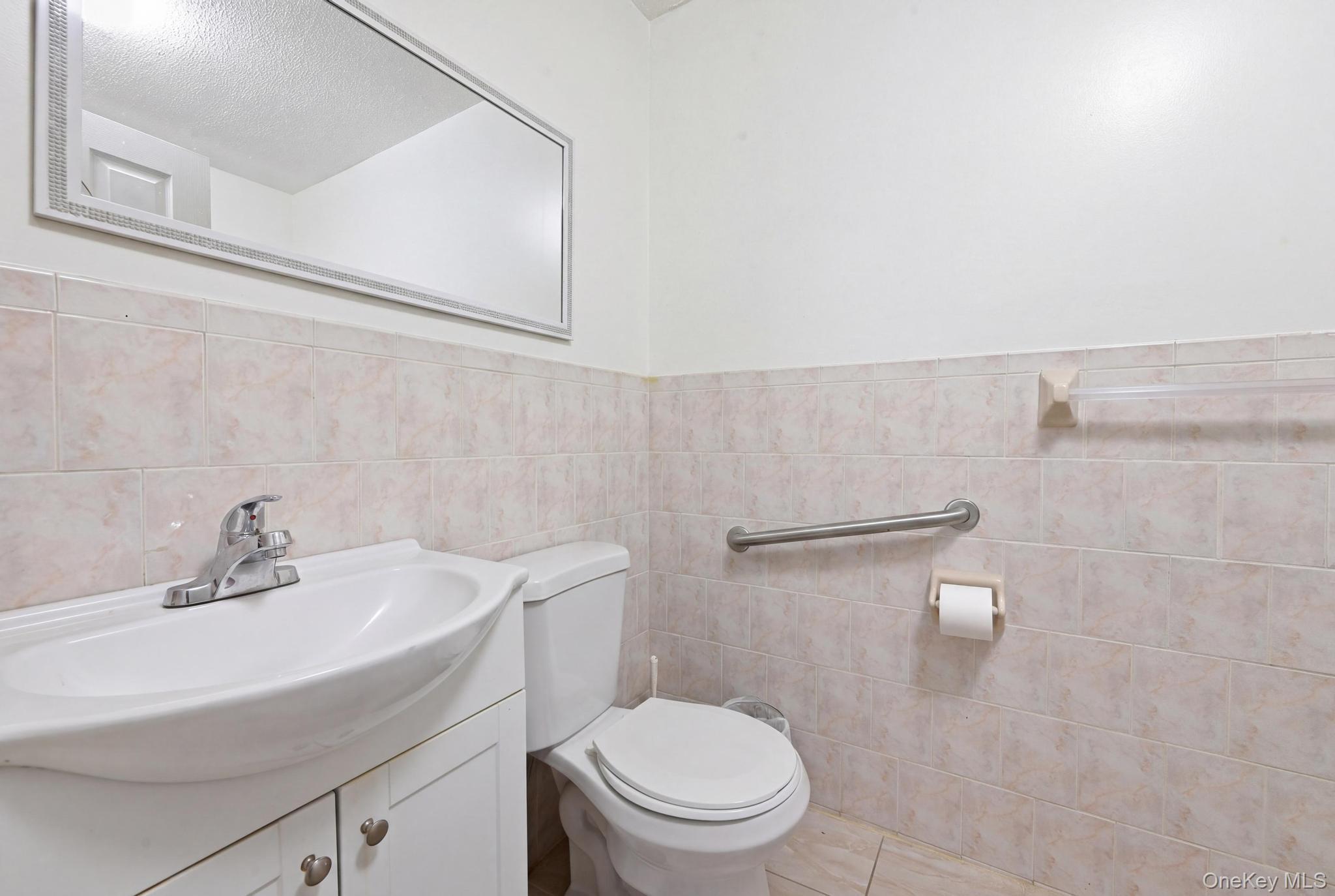 Single Family Blake Avenue Brooklyn, NY 11208, MLS-1044086-20