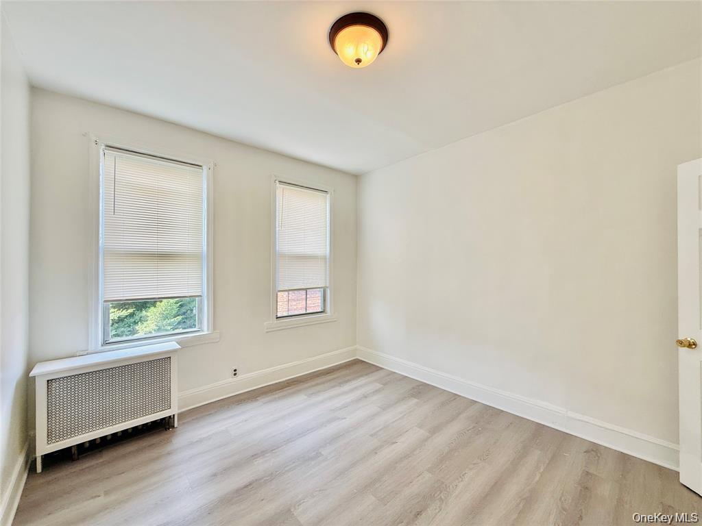 Single Family Radcliff Avenue  Bronx, NY 10462, MLS-1044105-15