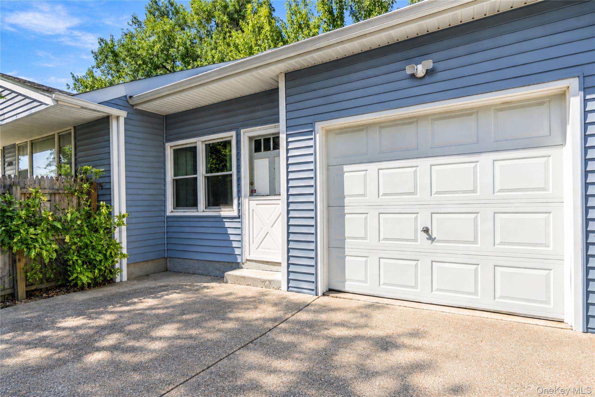 Single Family Ivanhoe Drive Nassau County, NY 11566, MLS-1044116-21