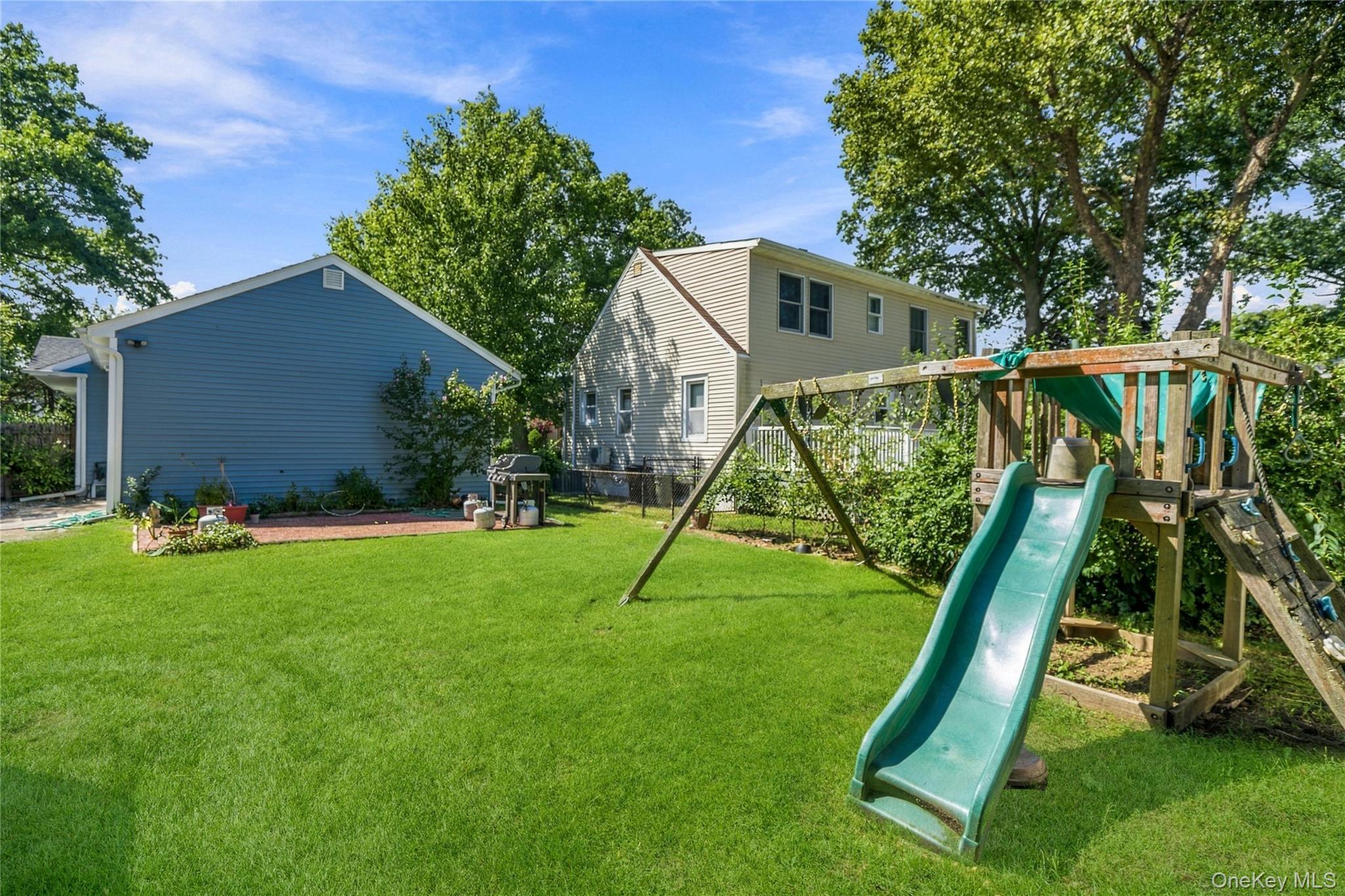 Single Family Ivanhoe Drive Nassau County, NY 11566, MLS-1044116-27