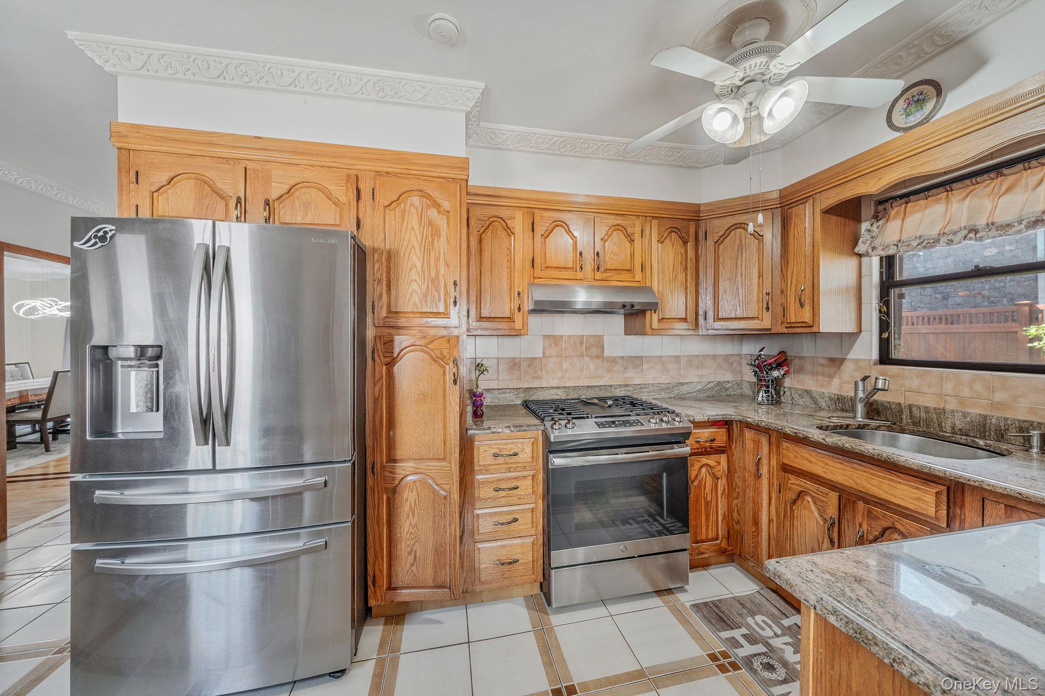 Single Family Clintonville Street Queens, NY 11357, MLS-1044134-8