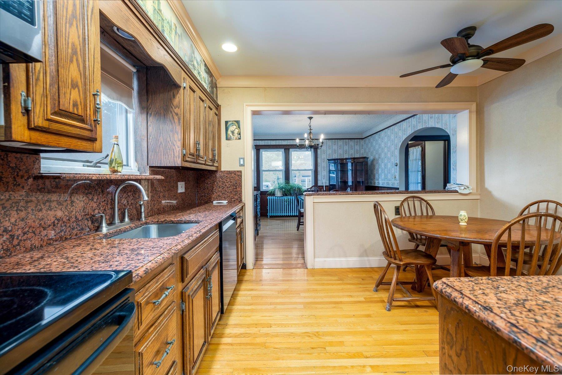 Single Family Oceanview Road Nassau County, NY 11518, MLS-1044138-16