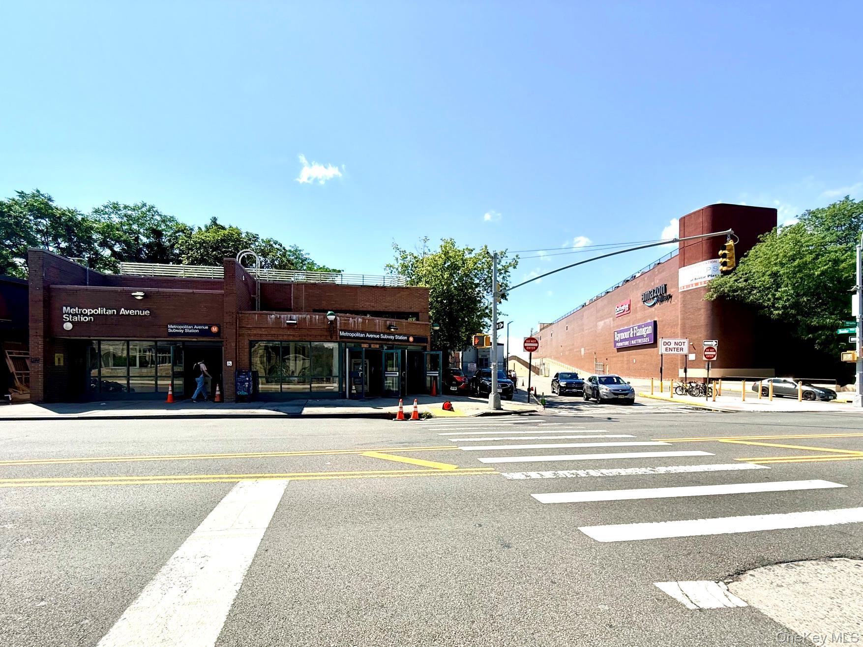 Single Family Metropolitan Avenue Queens, NY 11379, MLS-1044145-19