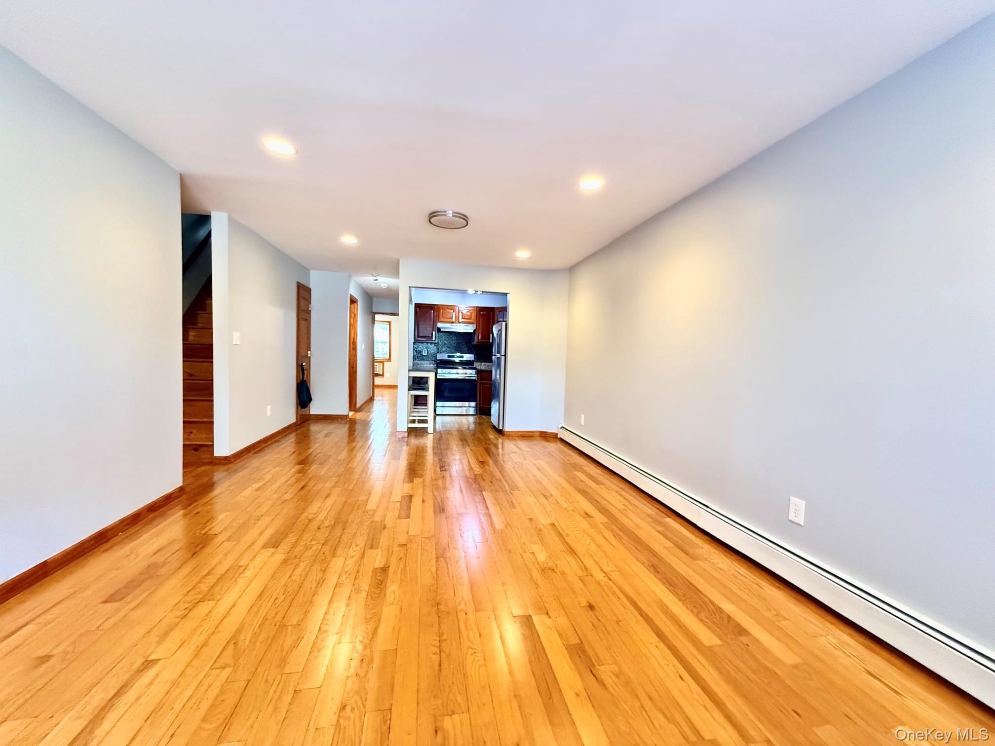 Single Family Metropolitan Avenue Queens, NY 11379, MLS-1044145-7