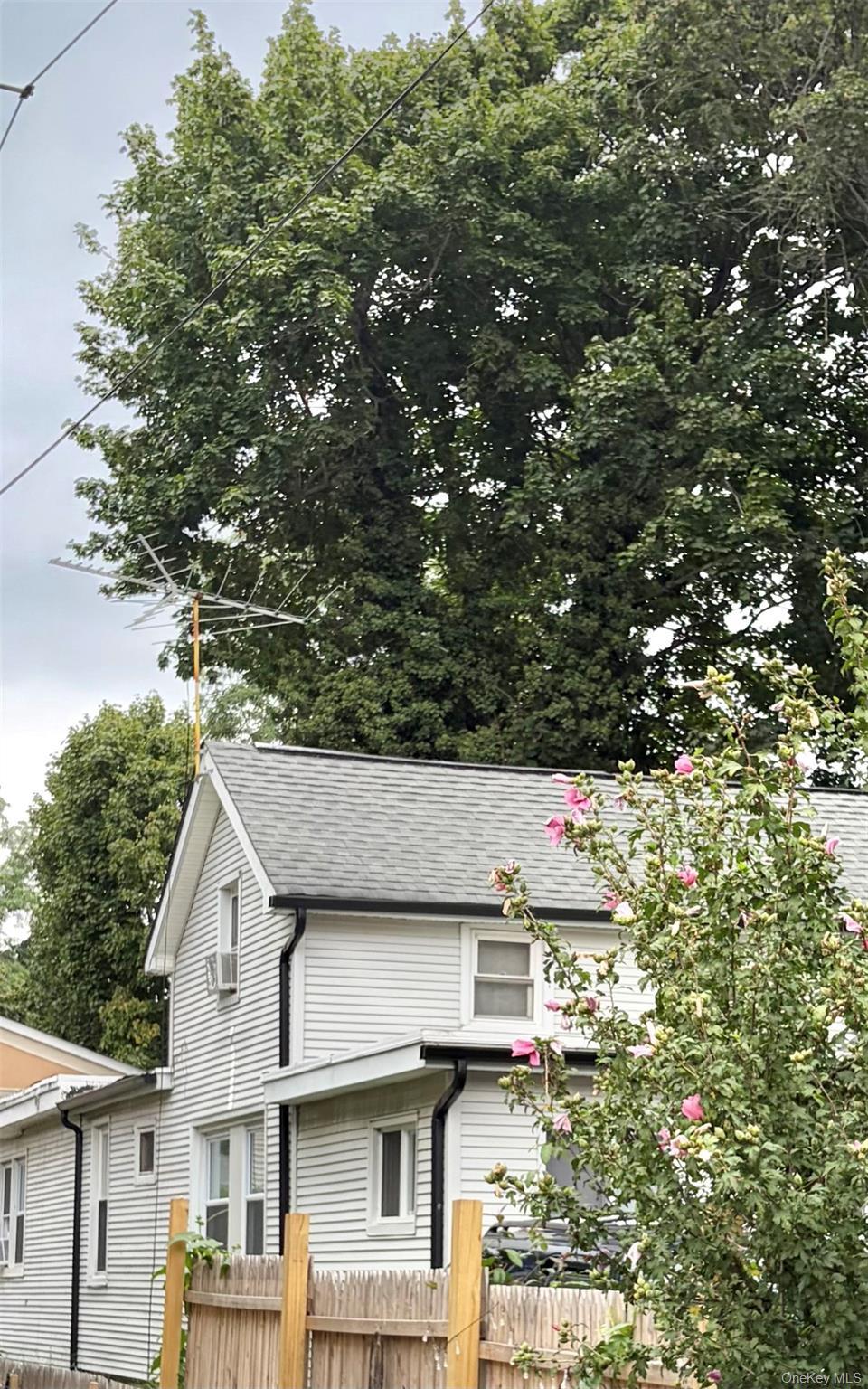 Single Family Valentine Street  Nassau County, NY 11542, MLS-1044147-21