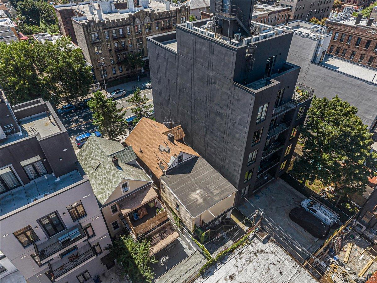 Single Family Clarendon Road  Brooklyn, NY 11226, MLS-1044165-11