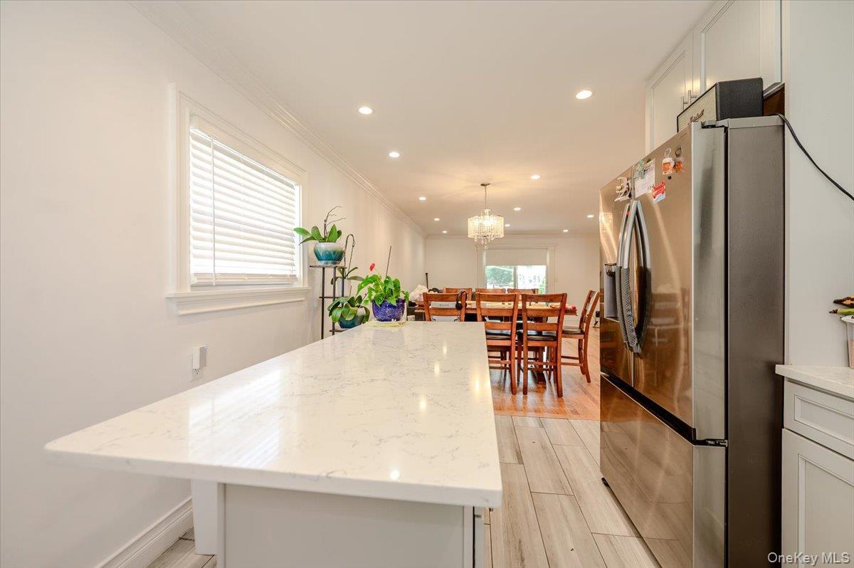 Single Family Tiemann Avenue Bronx, NY 10469, MLS-1044179-9