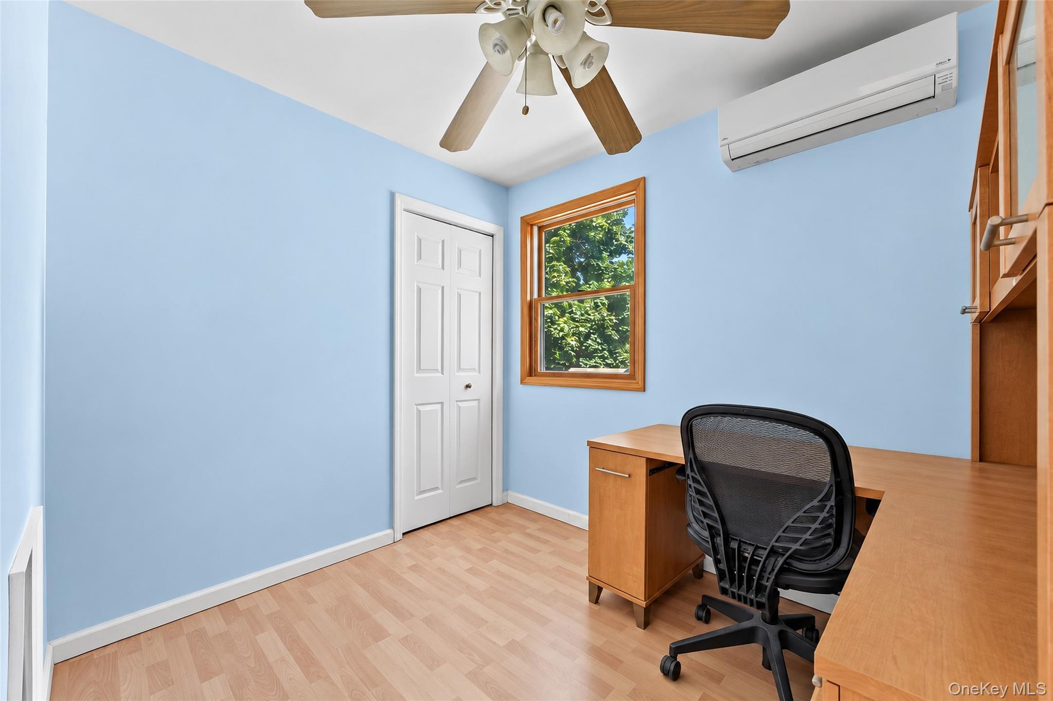 Single Family 53rd Avenue Queens, NY 11364, MLS-1044185-16