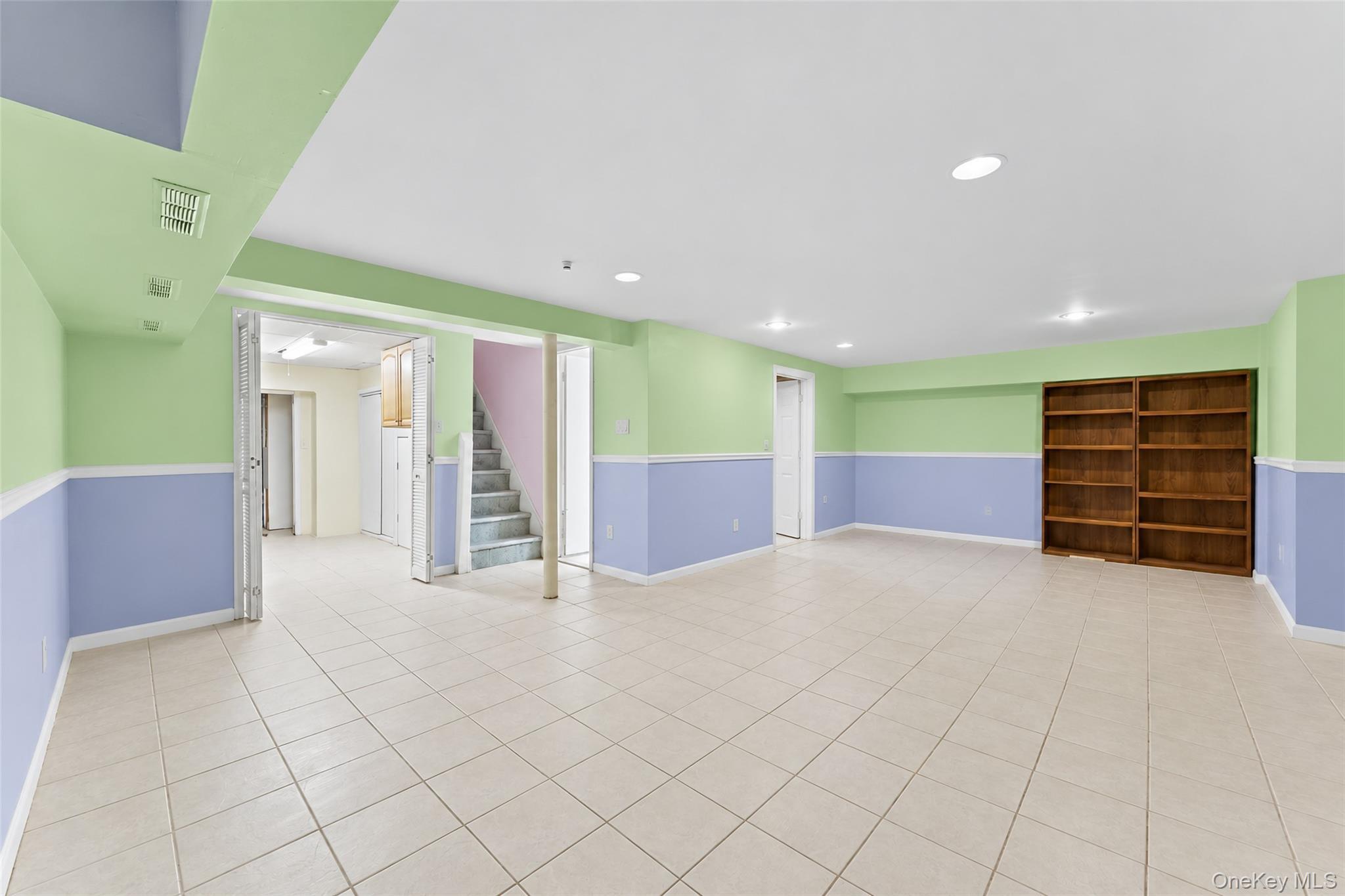 Single Family 53rd Avenue Queens, NY 11364, MLS-1044185-24