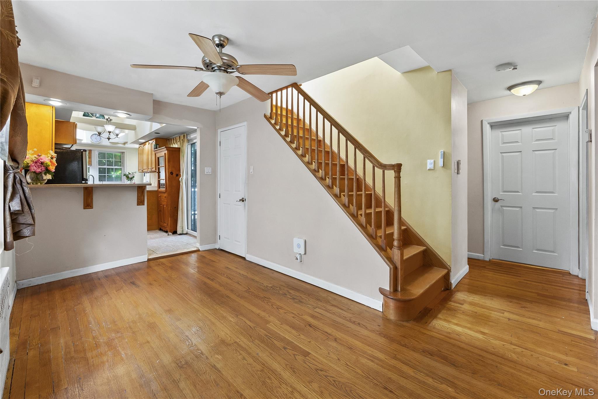 Single Family 53rd Avenue Queens, NY 11364, MLS-1044185-5