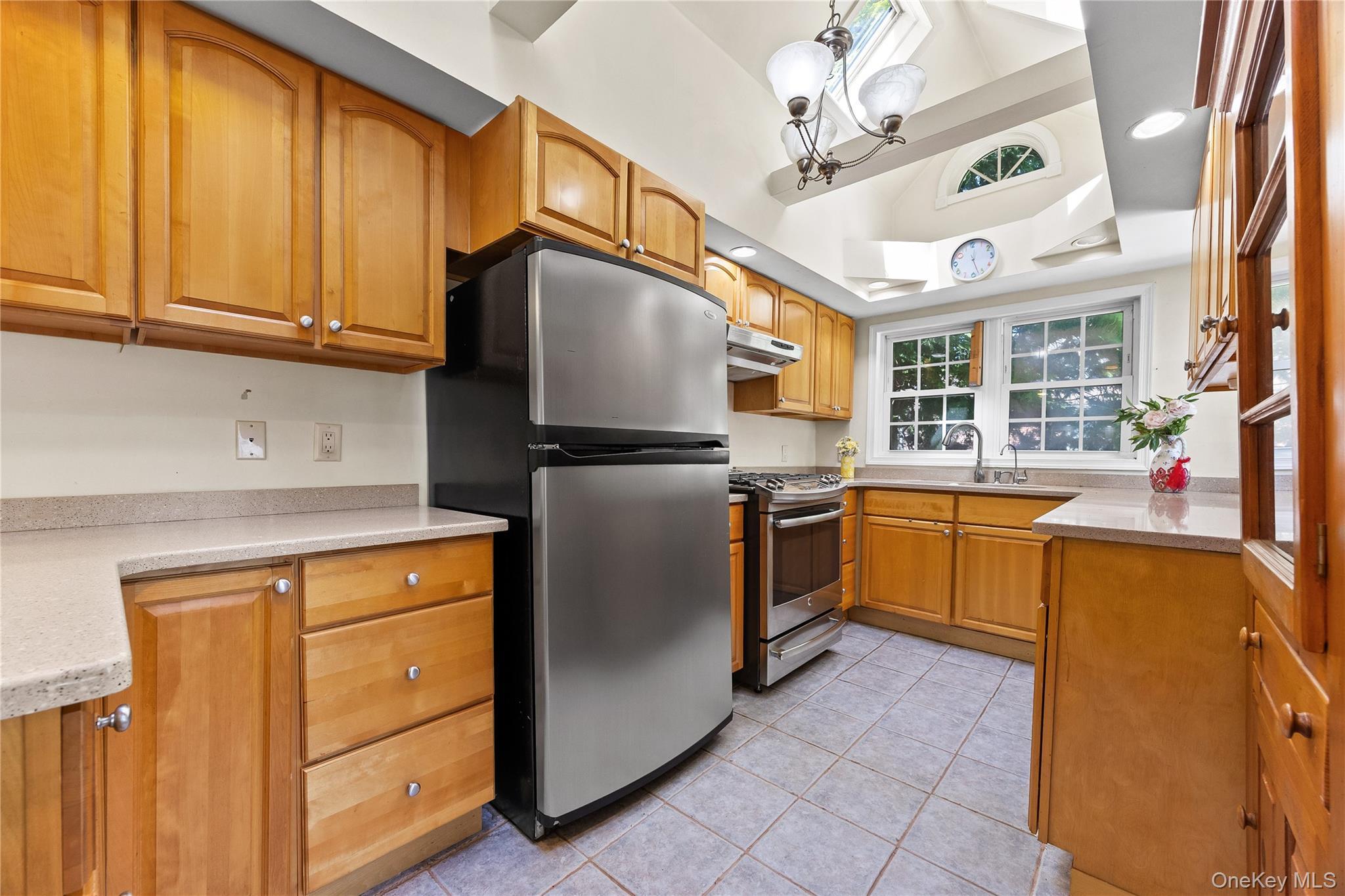 Single Family 53rd Avenue Queens, NY 11364, MLS-1044185-9