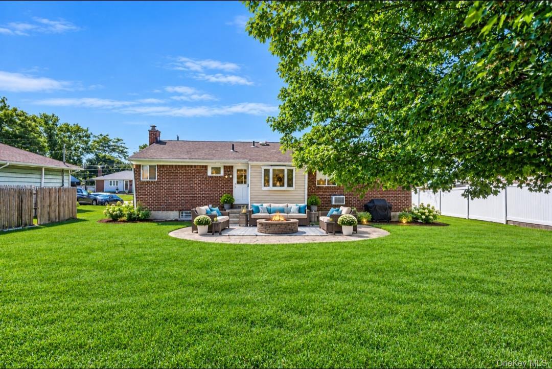 Single Family Burlington Avenue  Suffolk County, NY 11729, MLS-1044189-3