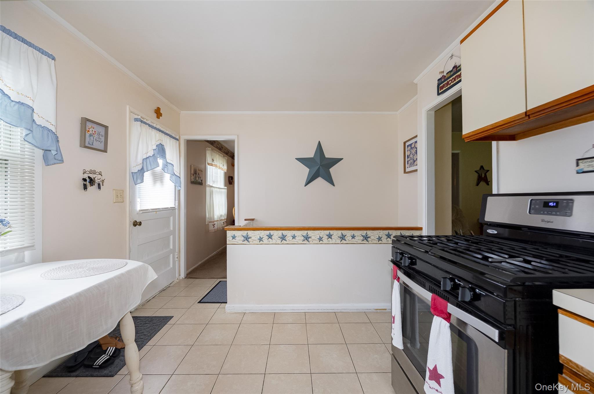 Single Family Park Lane Dutchess County, NY 12508, MLS-1044196-9