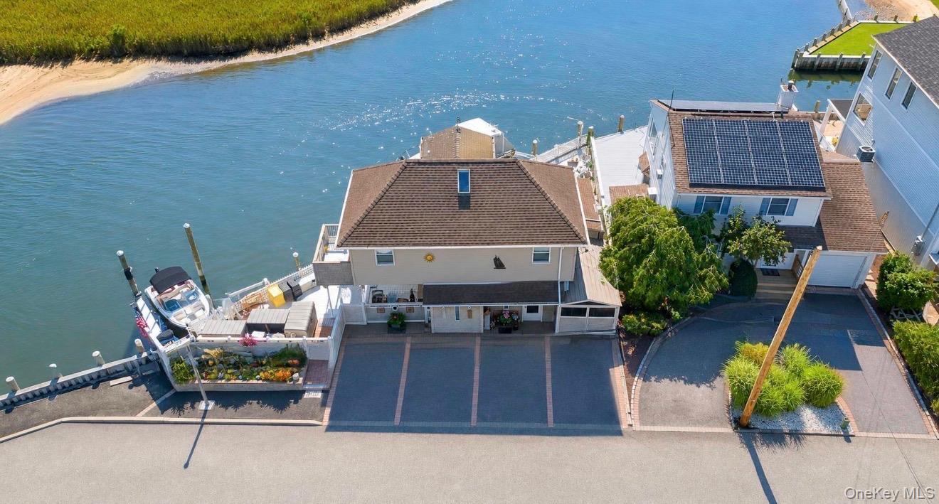 Single Family S 5th Street Suffolk County, NY 11757, MLS-1044197-15