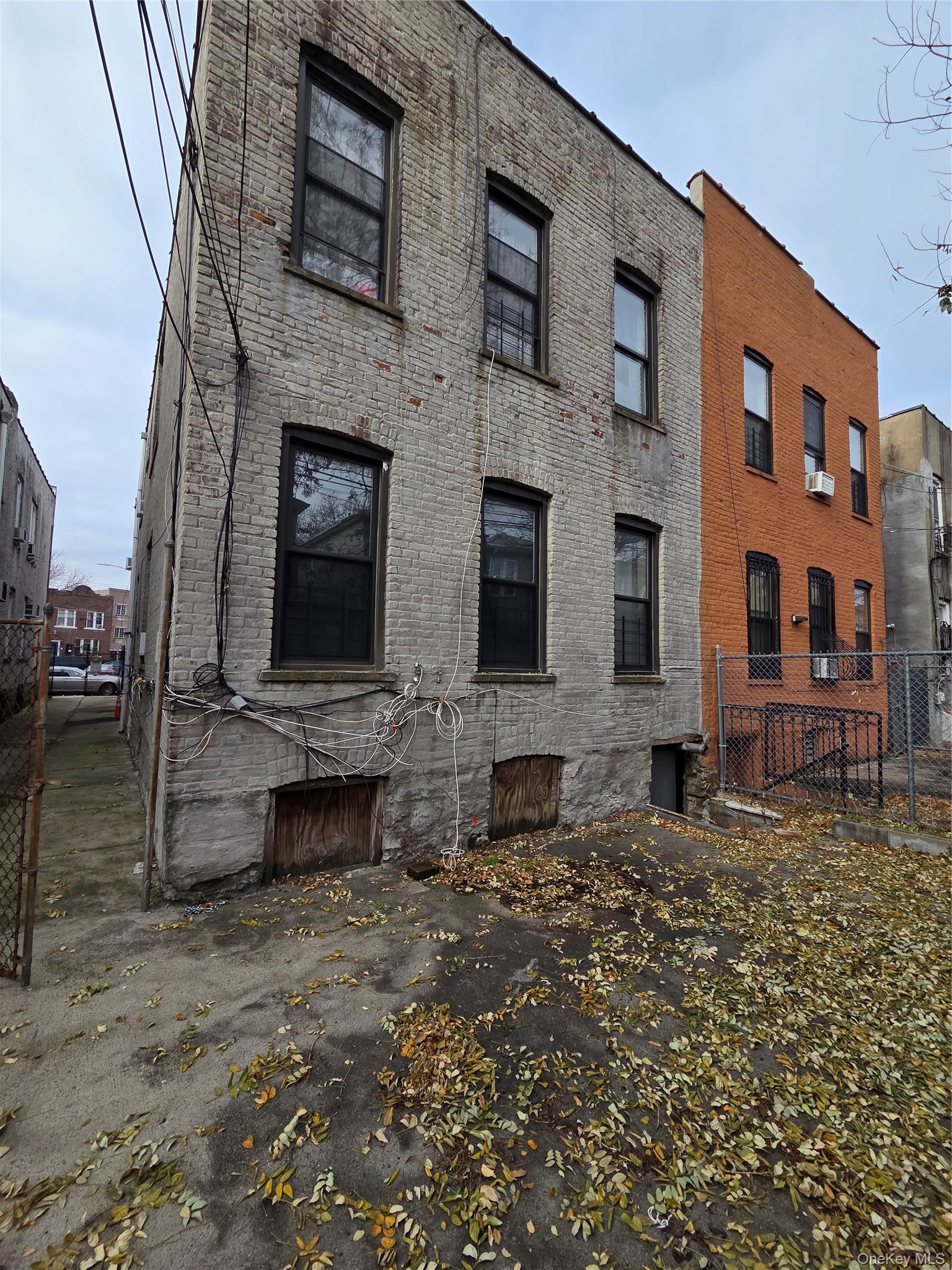 Single Family Legion Street  Brooklyn, NY 11212, MLS-1044214-4