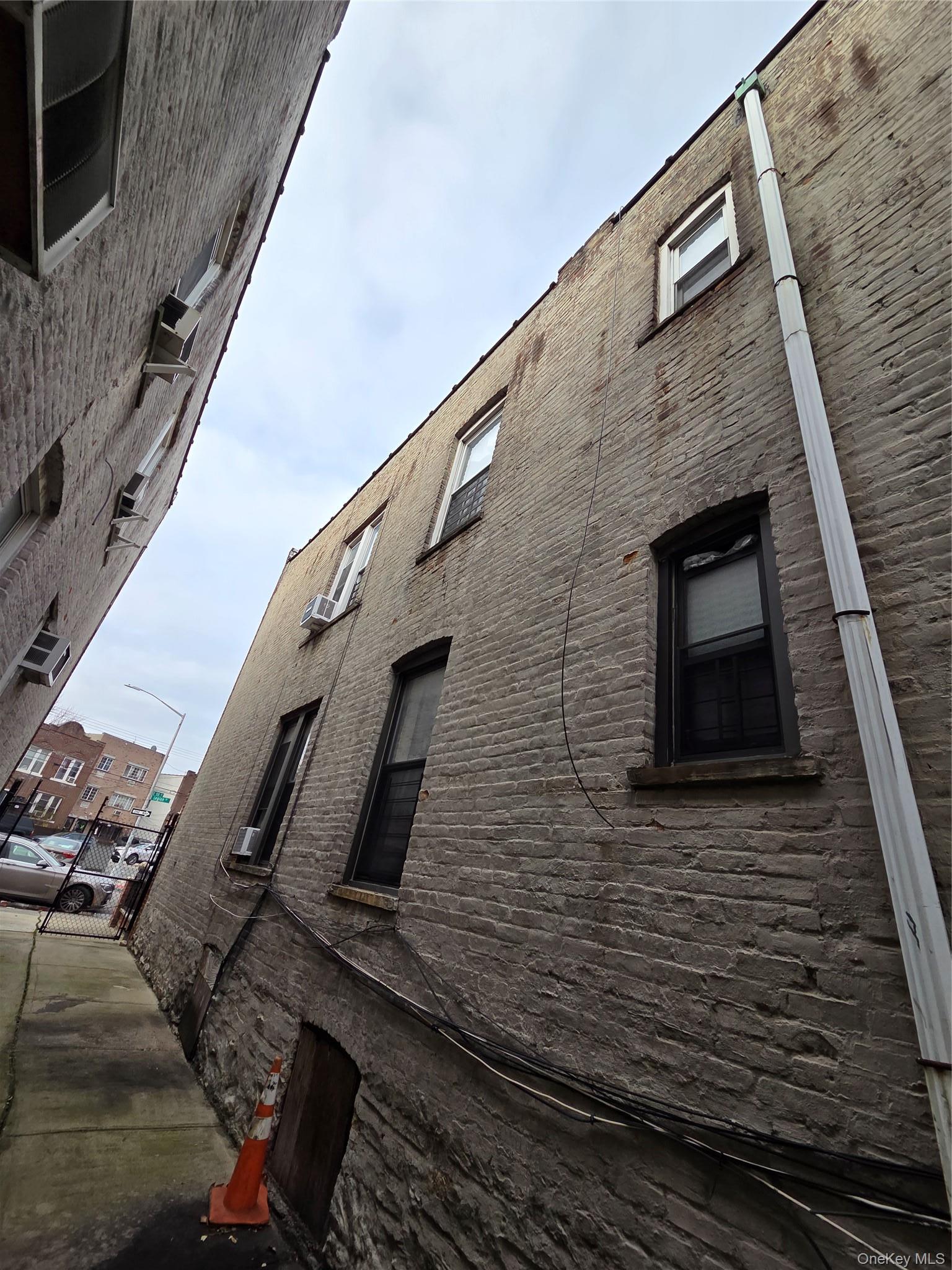 Single Family Legion Street  Brooklyn, NY 11212, MLS-1044214-6