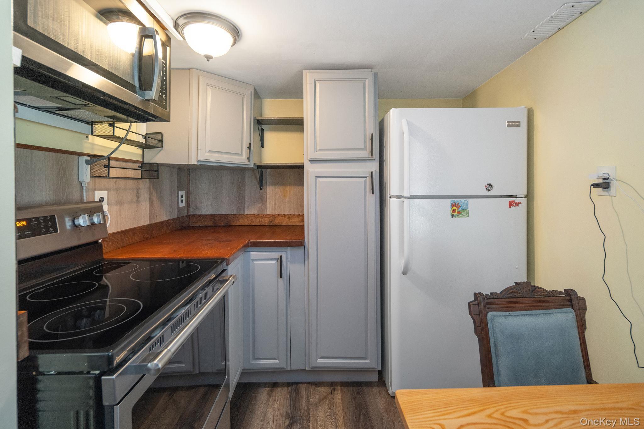 Single Family Pleasant Valley Rd, Fultonham Out Of Area, NY 12071, MLS-1044228-20