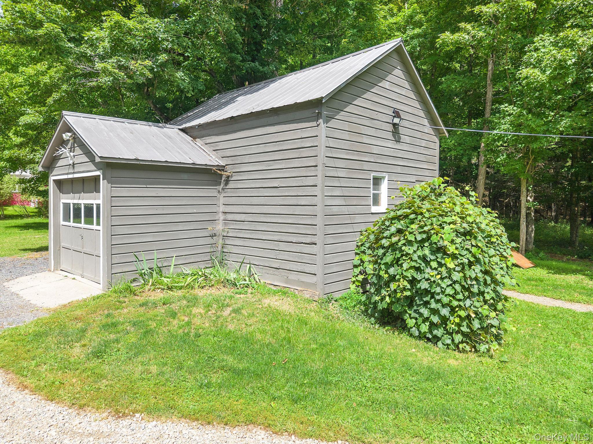 Single Family Pleasant Valley Rd, Fultonham Out Of Area, NY 12071, MLS-1044228-38