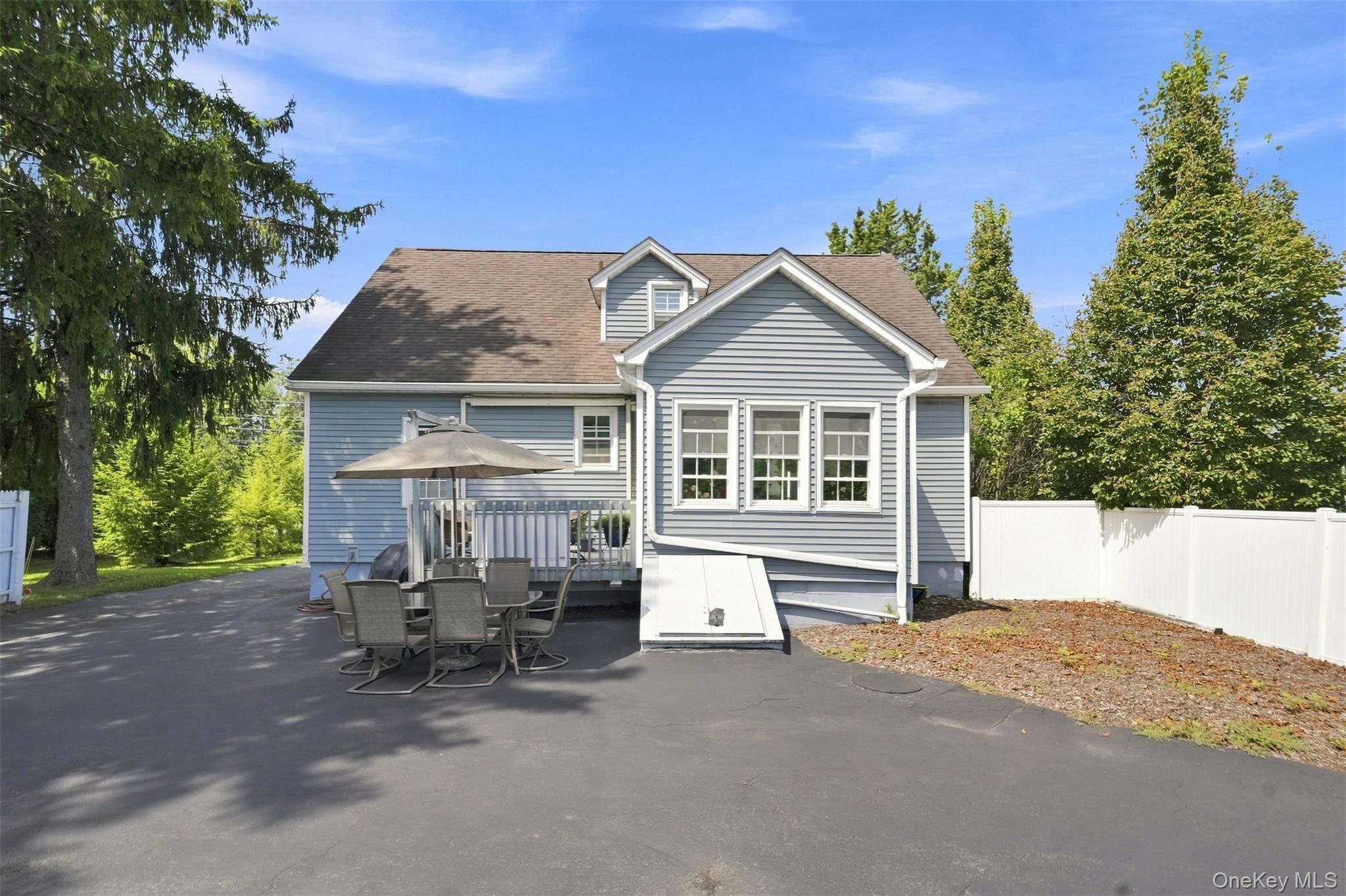 Single Family Sergeant Palmateer Way Dutchess County, NY 12590, MLS-1044235-4